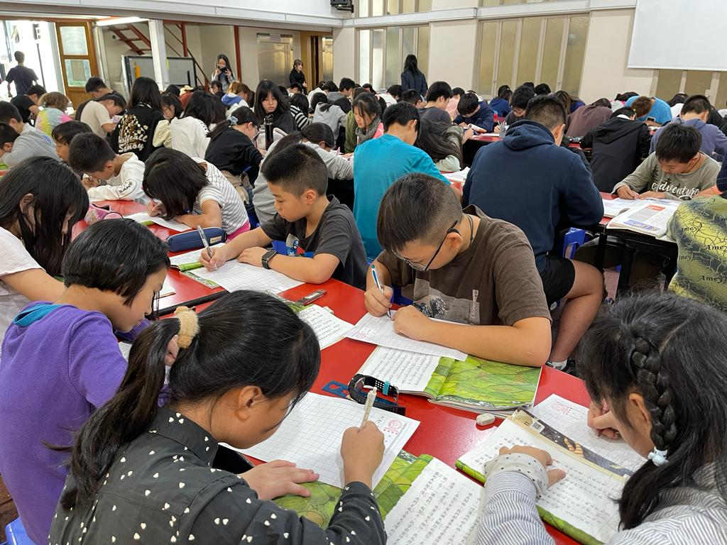 112學年度愛育學校正體漢字文化節「全校寫字比賽」圖片