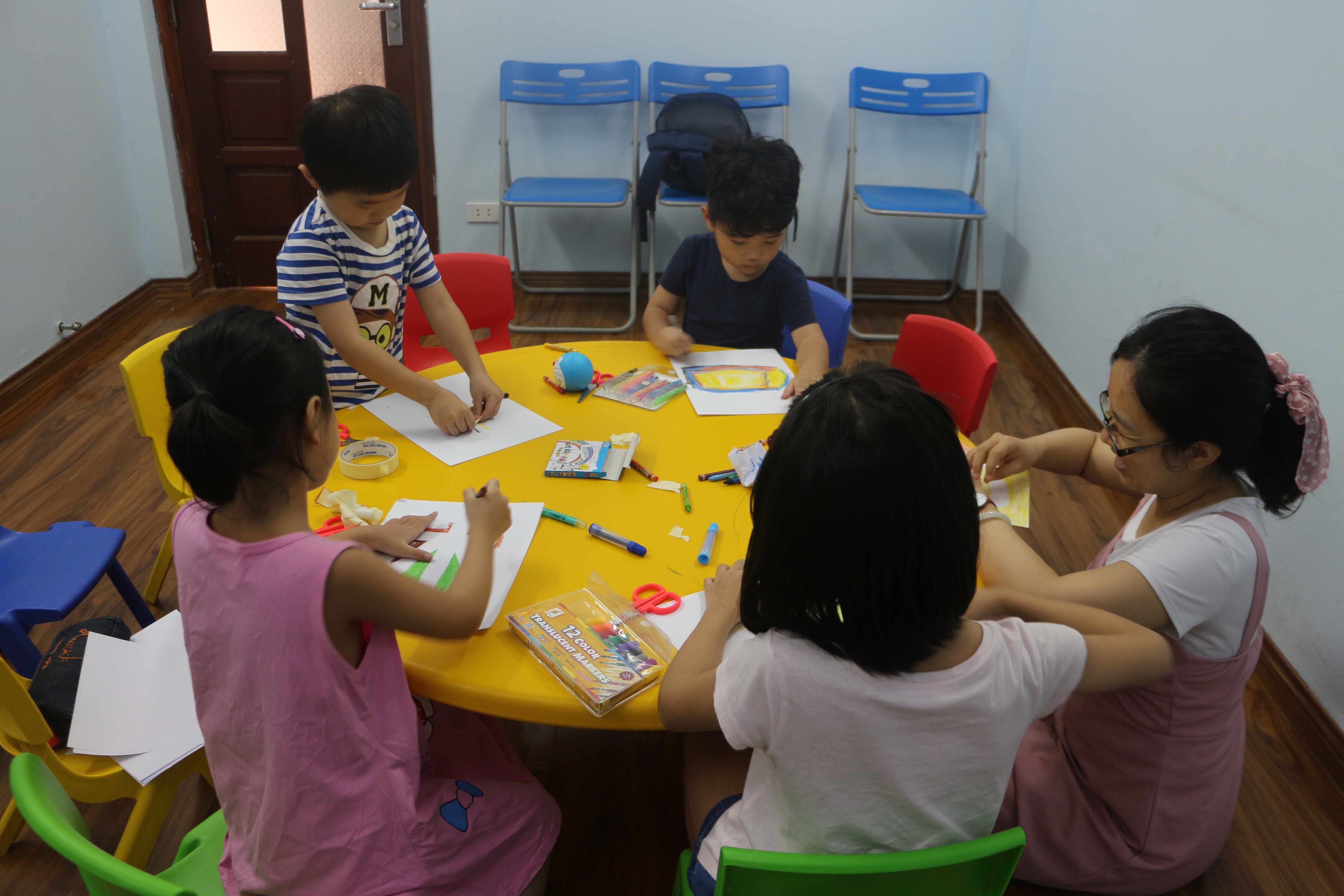 小朋友的畫圖創作時間