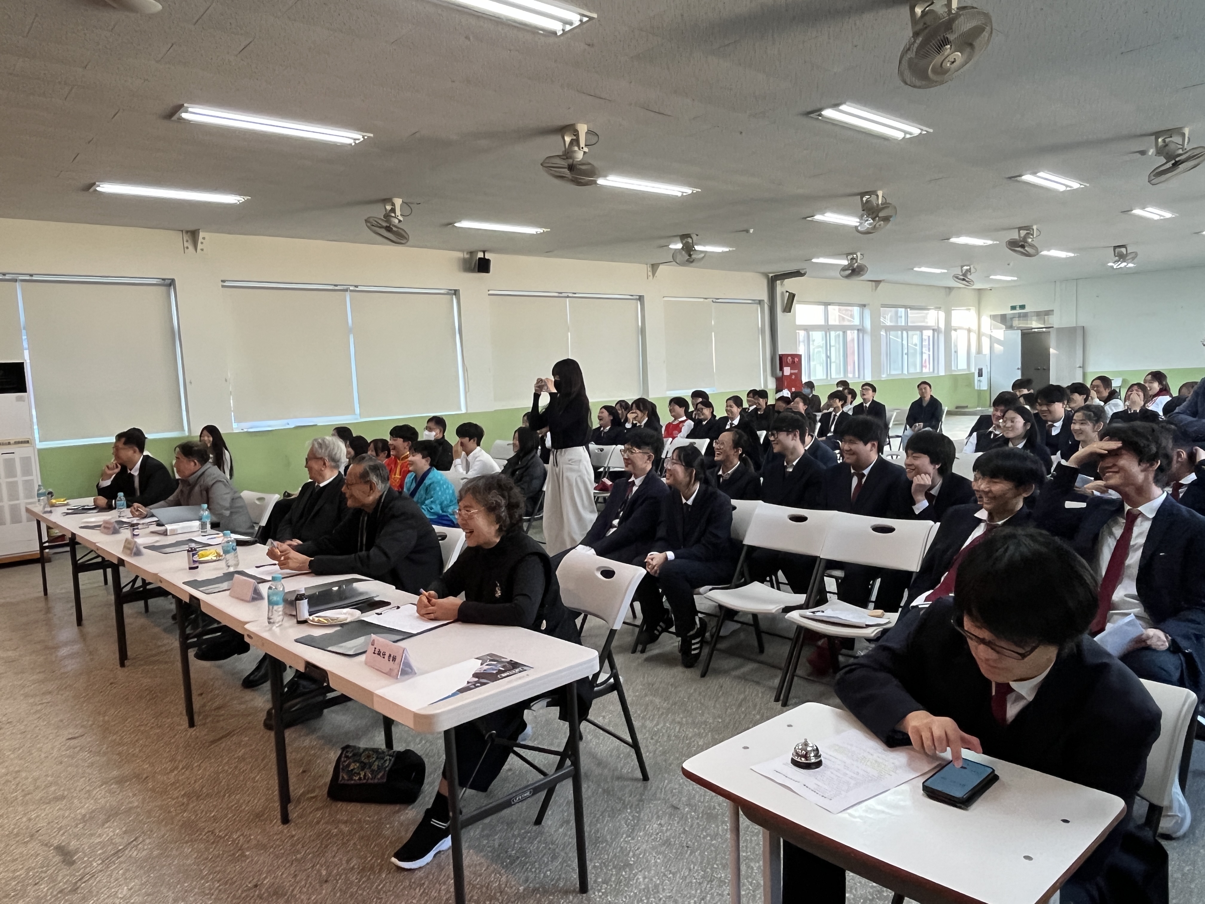 說學逗唱相聲秀觀眾與評審反應