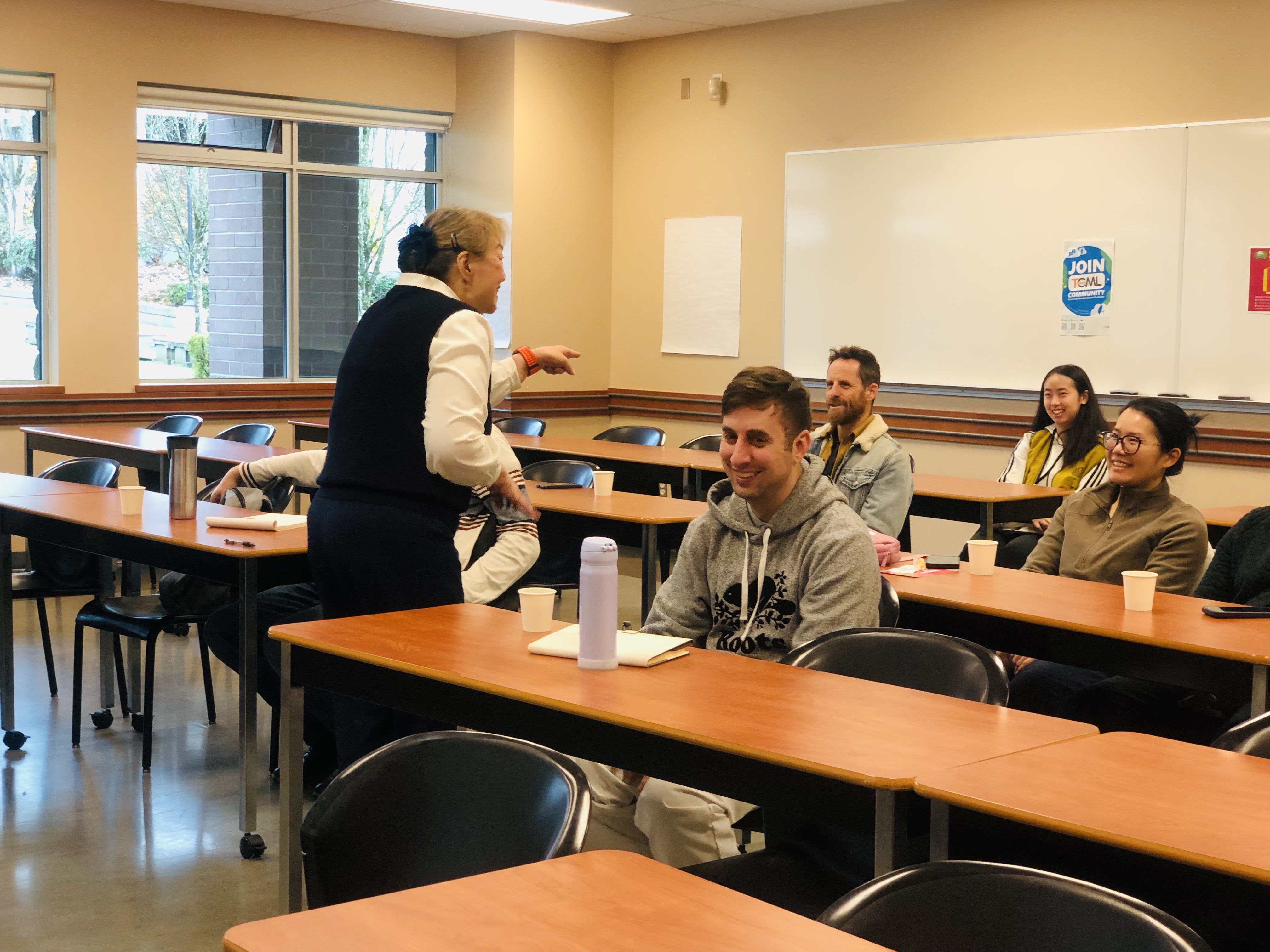 學習在歡聲笑語中進行