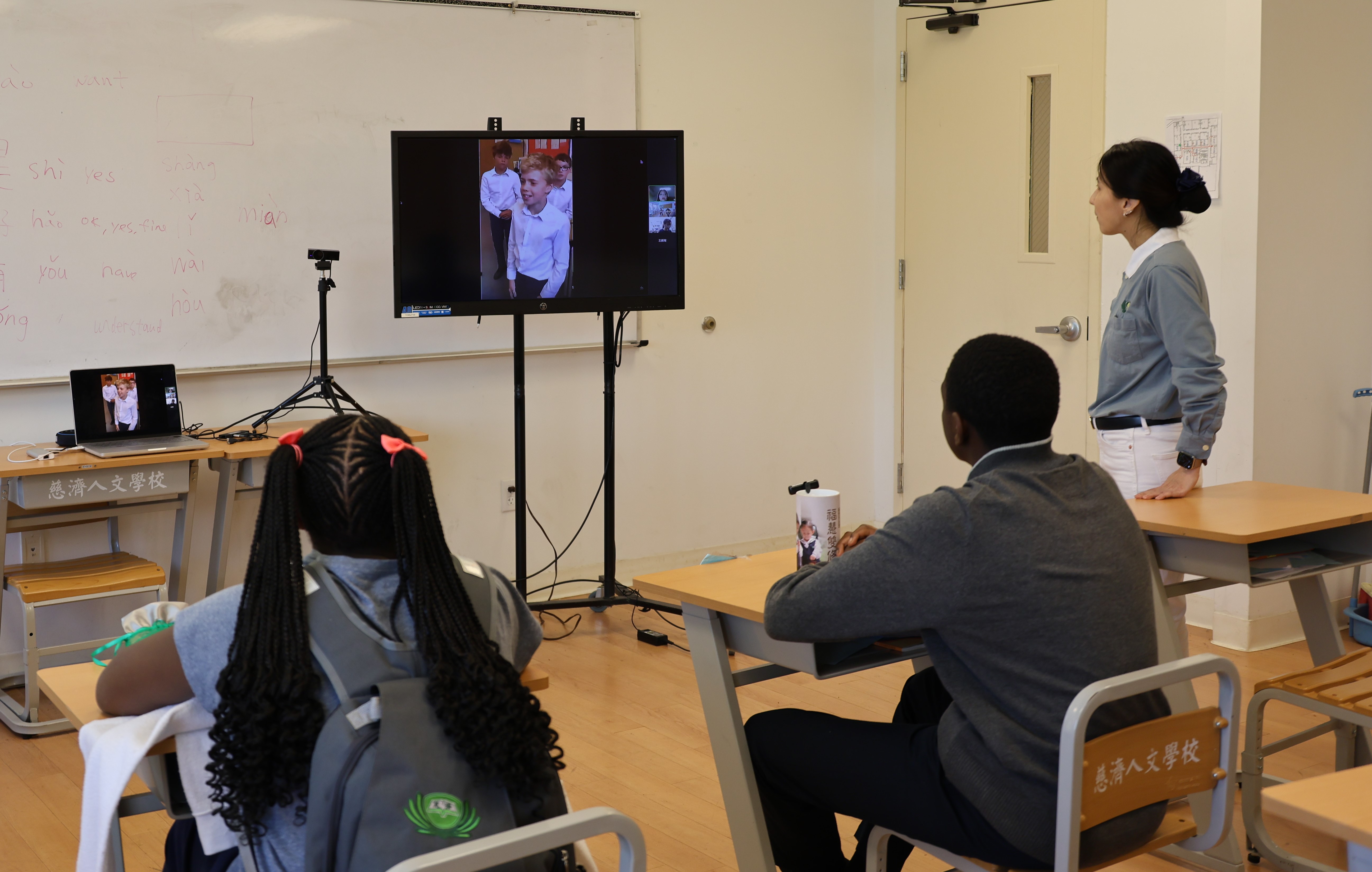 非華裔的CSL1B學生對於線上華語課程展現高度的興趣