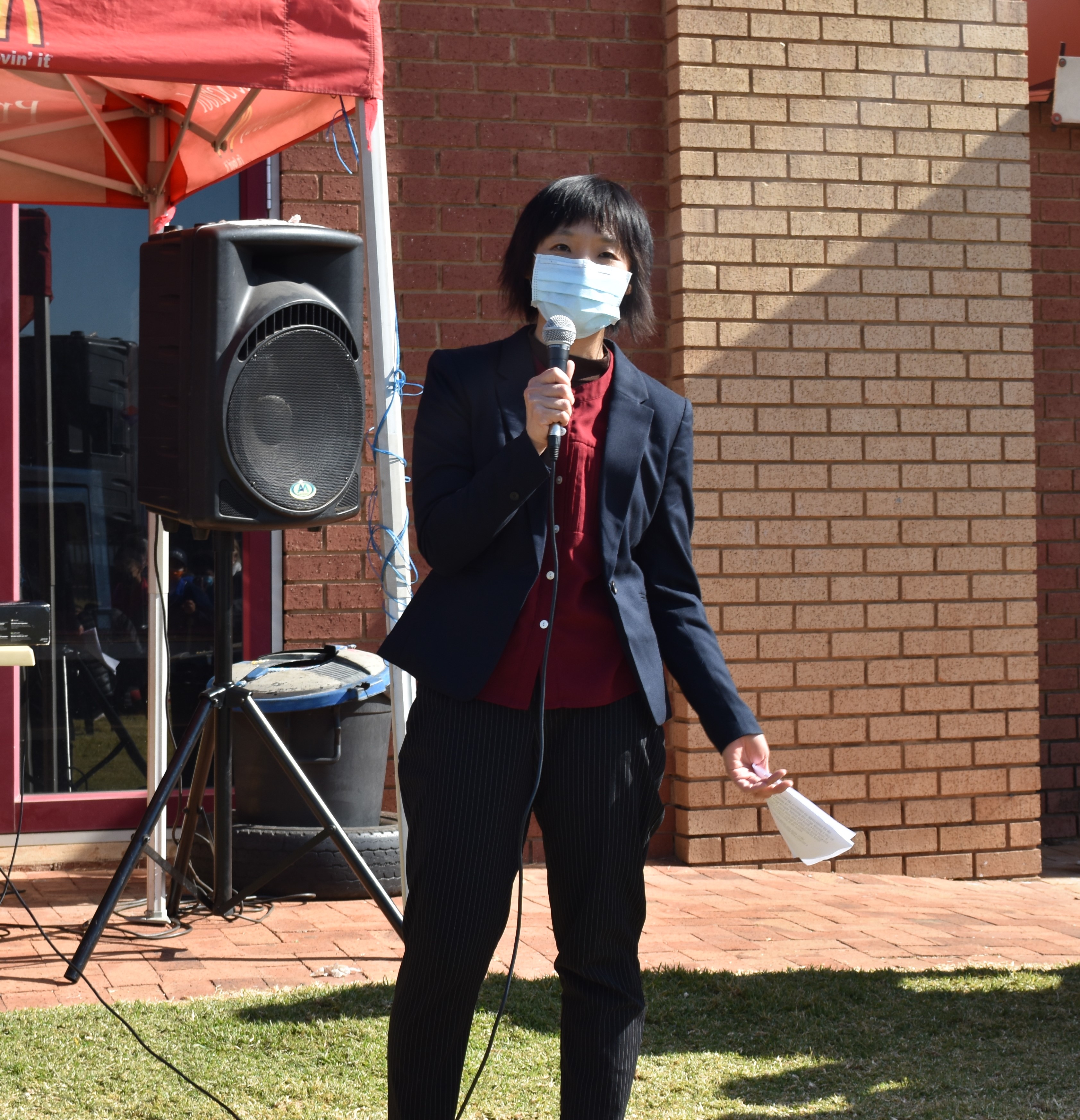 王依琦秘書致詞