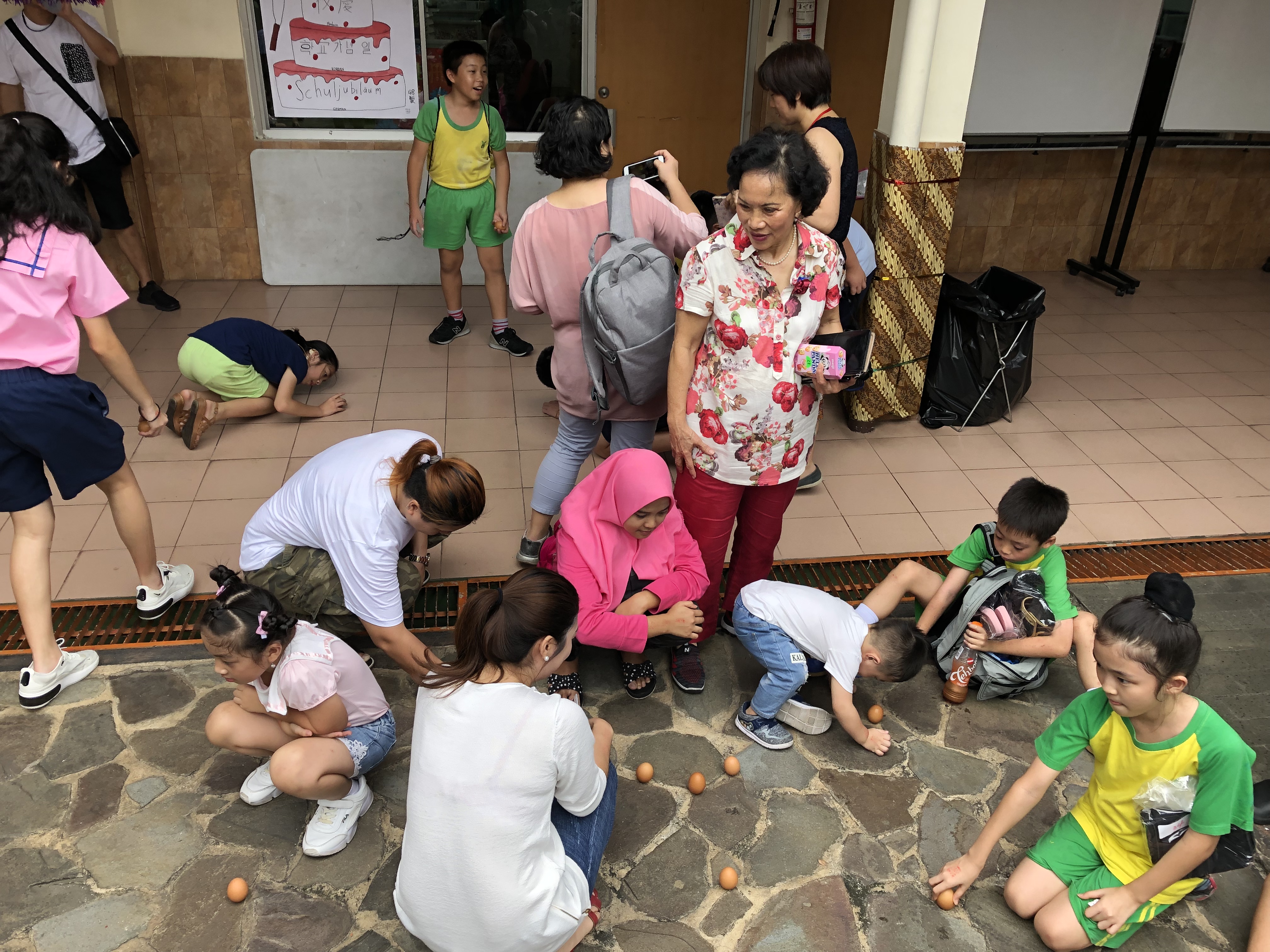 中午十二點體驗立蛋趣