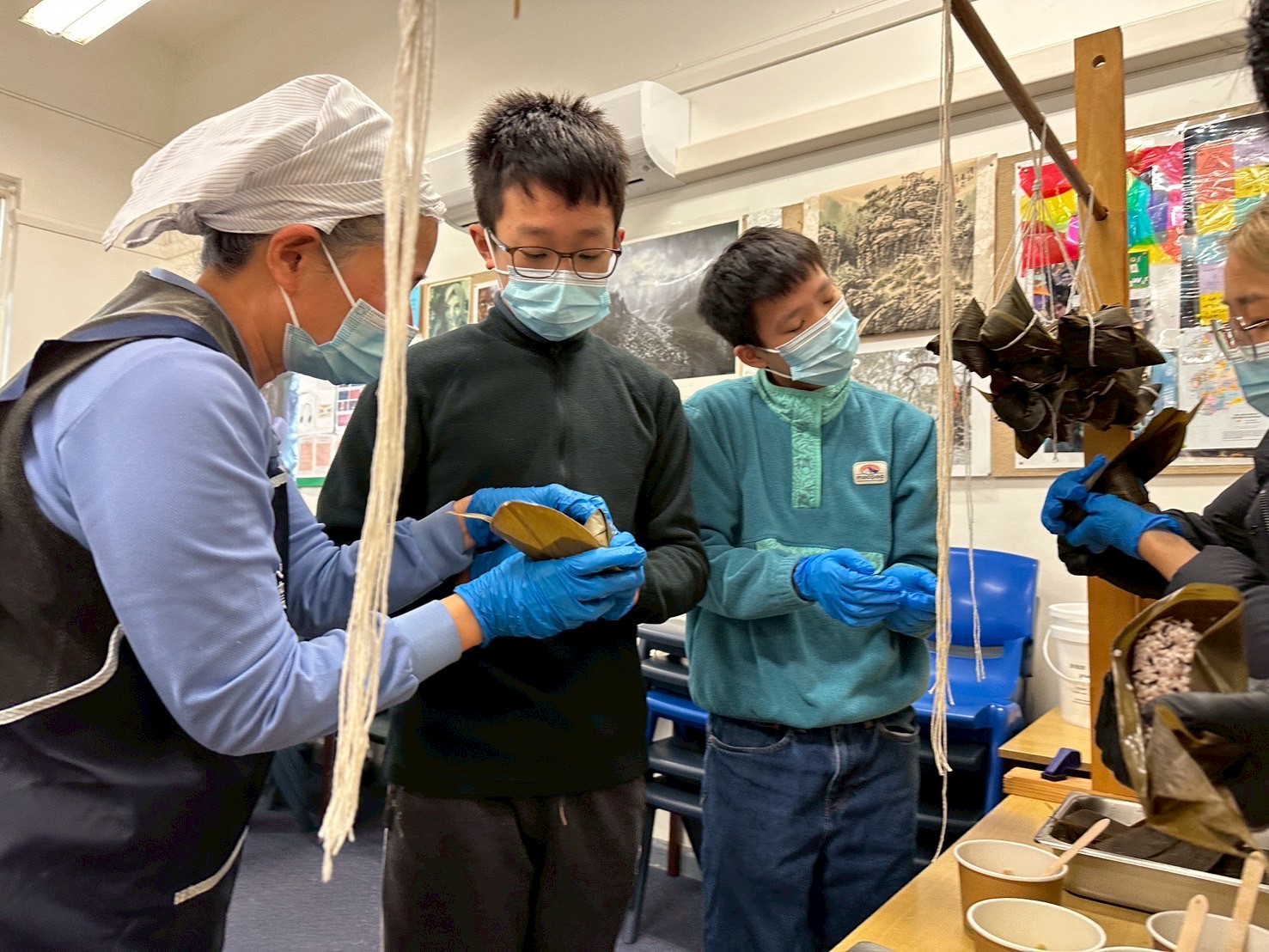 端午飄香傳人文，募心募愛濟苦難 —— 慈濟人文學校冬日暖心教學日3