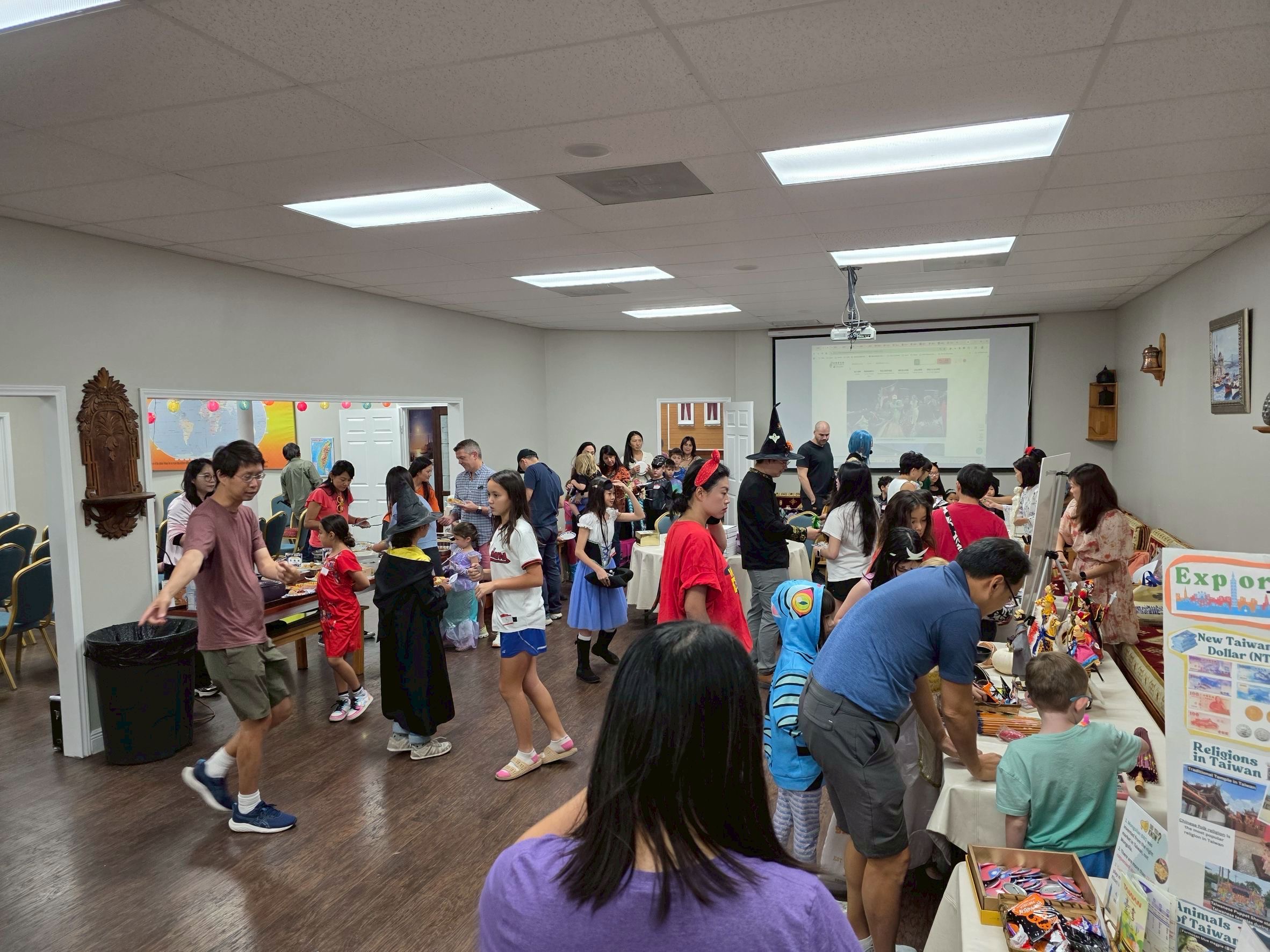 學生闖關文化體驗區一隅