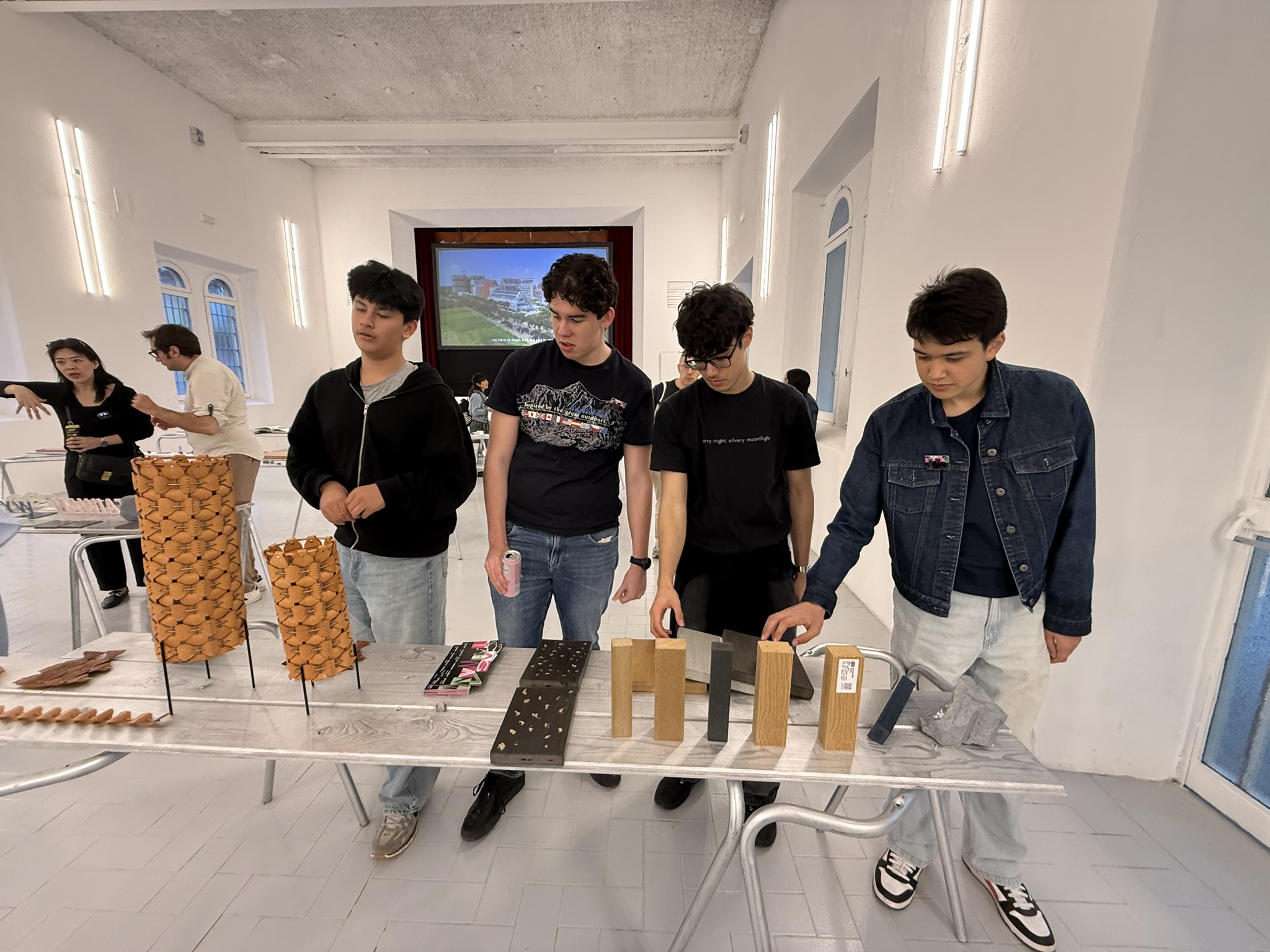 學生認識臺灣永續綠能科技