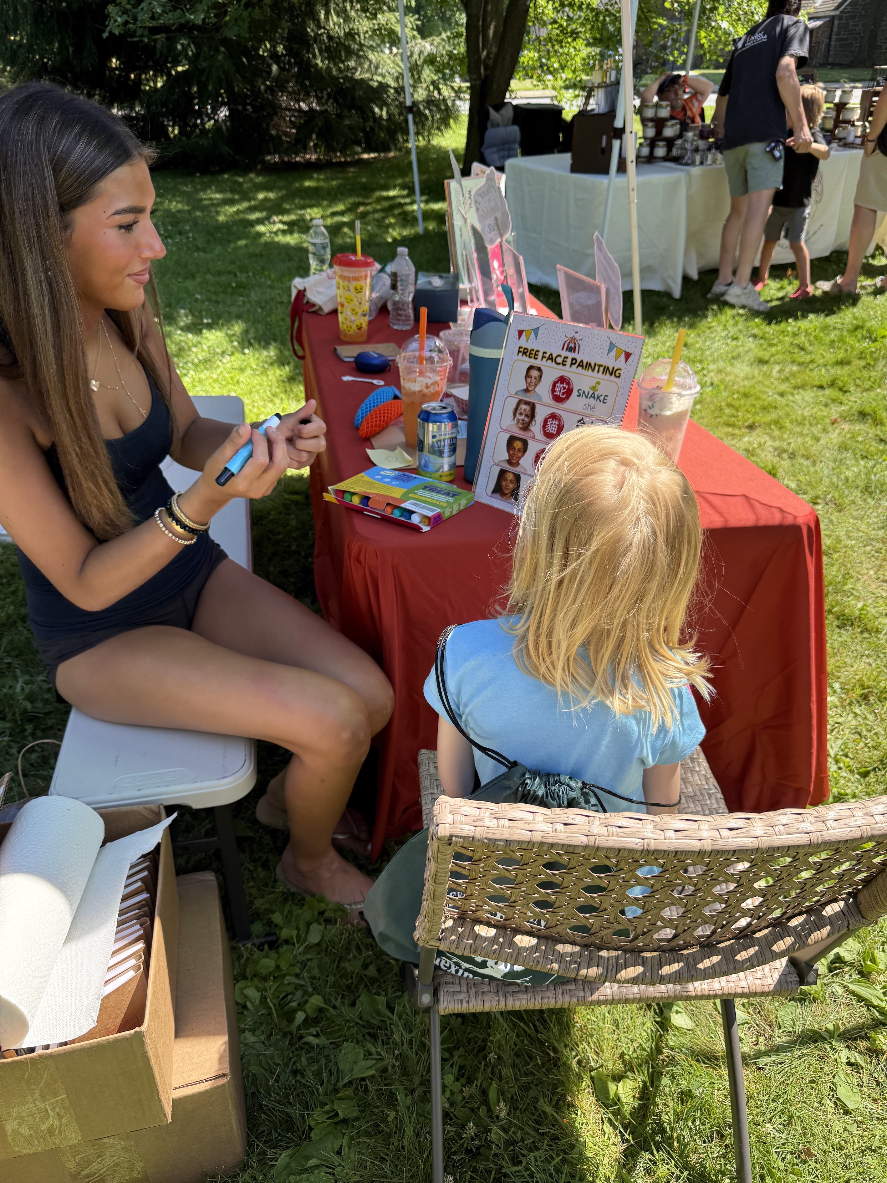 face painting, 畫動物、寫國字