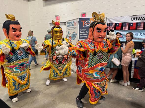 FASCA學員表演三太子