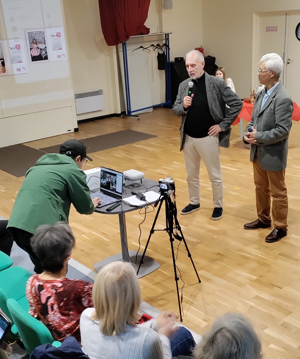 大奴瓦西副市長 M. Laguilly 蒞臨致意