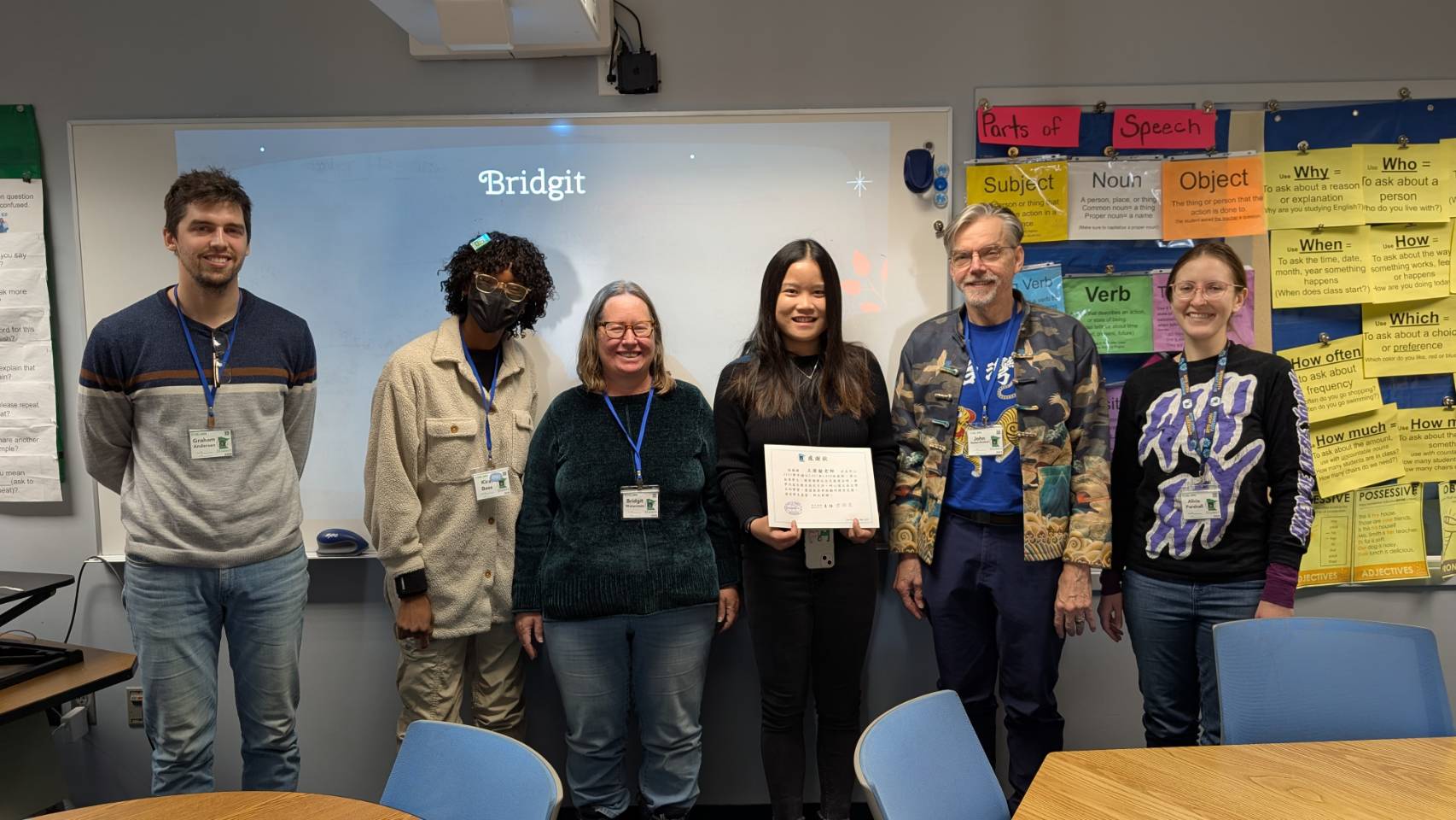 408班學生致贈感謝狀給王潔榆老師