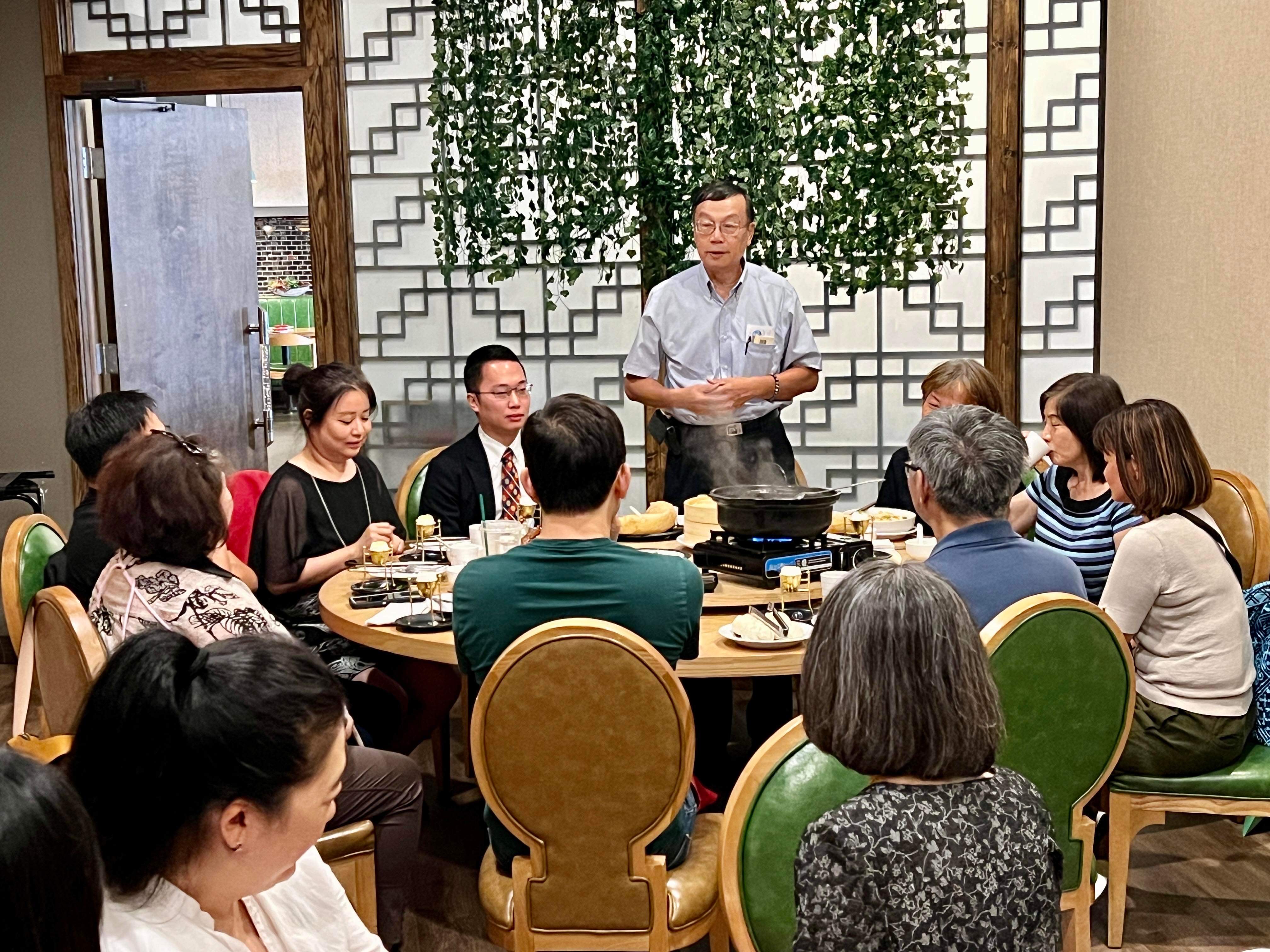 華府文教中心郭大文主任致詞