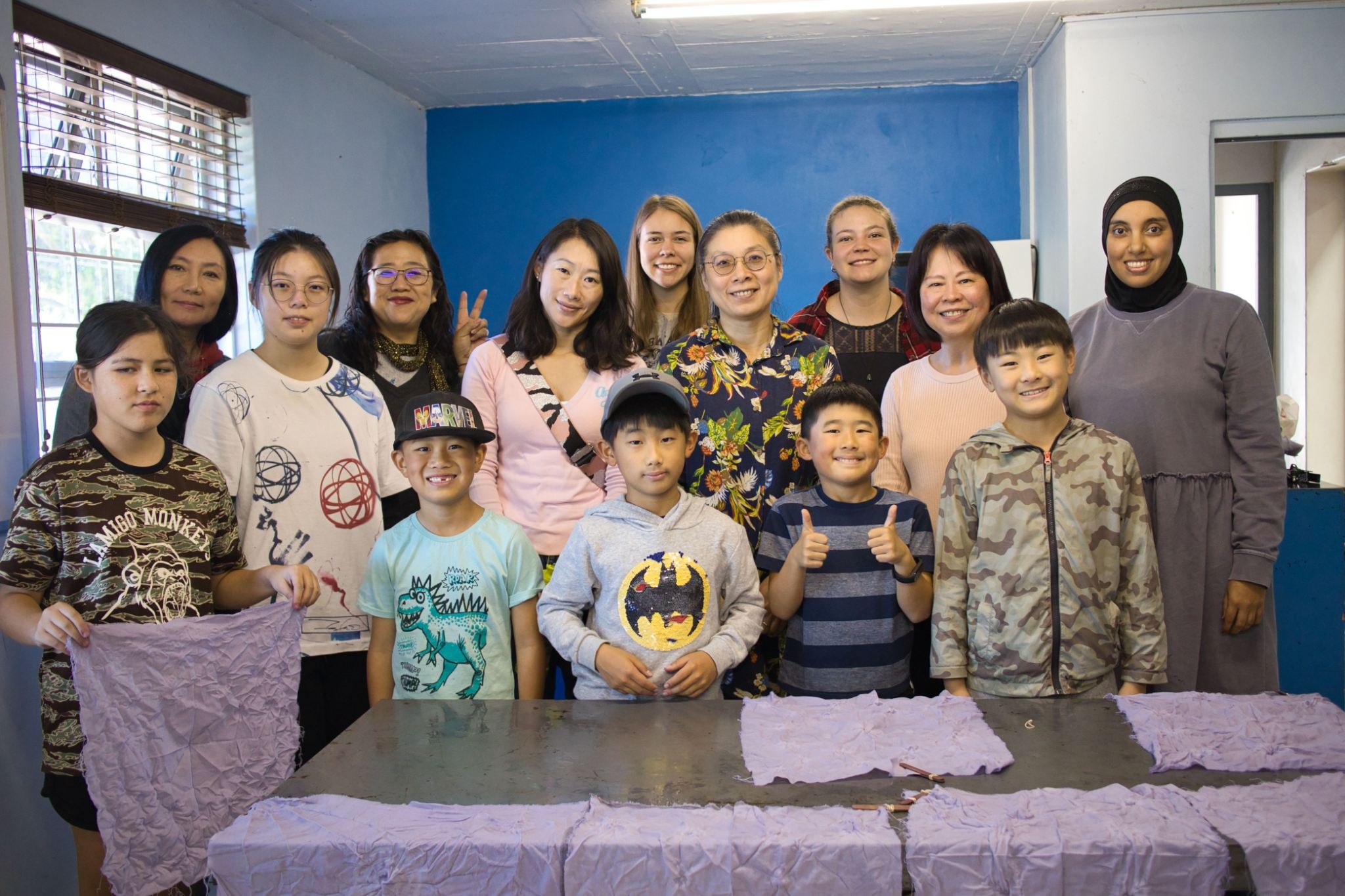 染布班學員合影(後排右4:老師林愛芬)