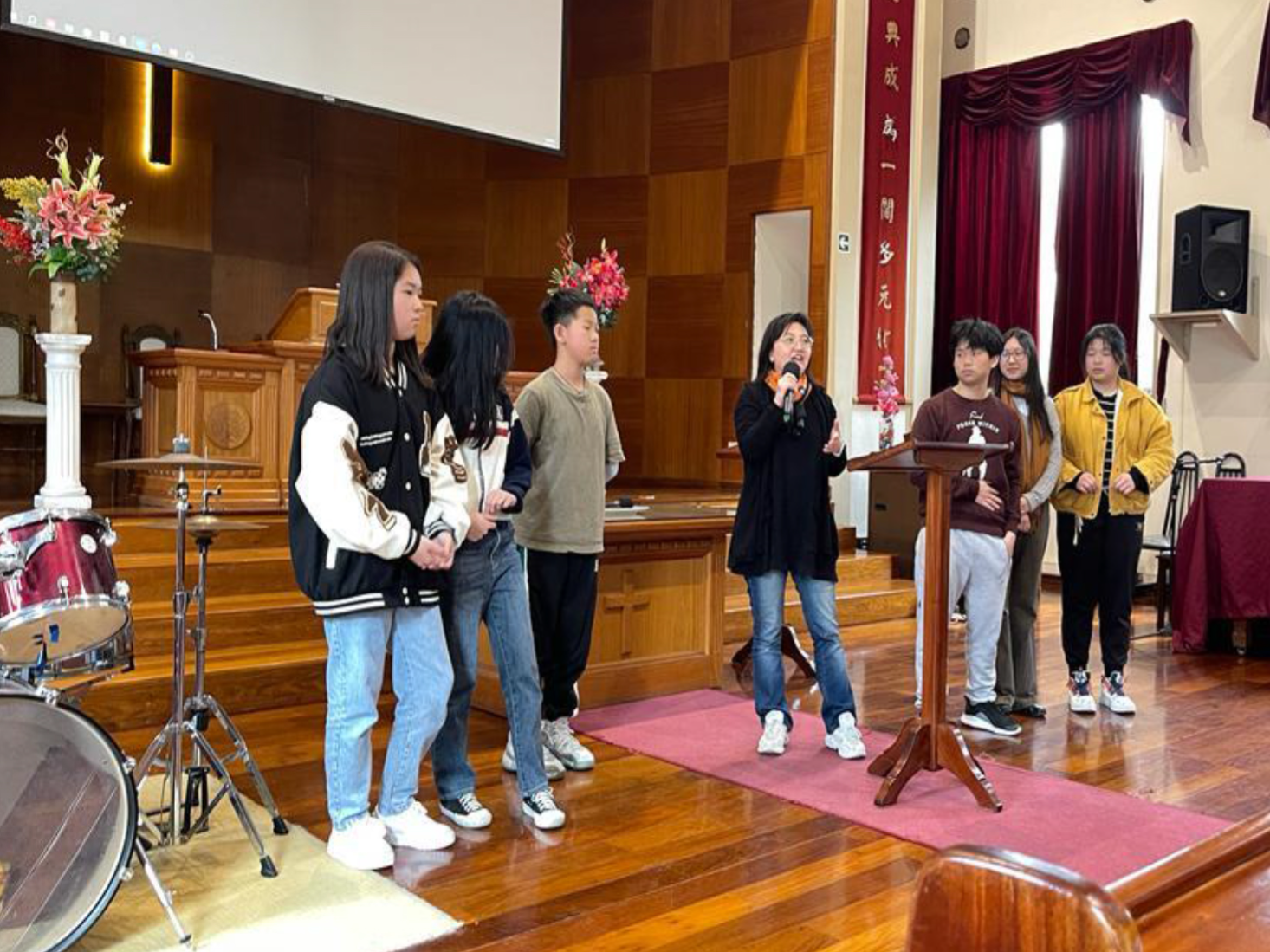 112學年度下學期愛育學校 正體漢字文化節「中學部演講比賽」圖片