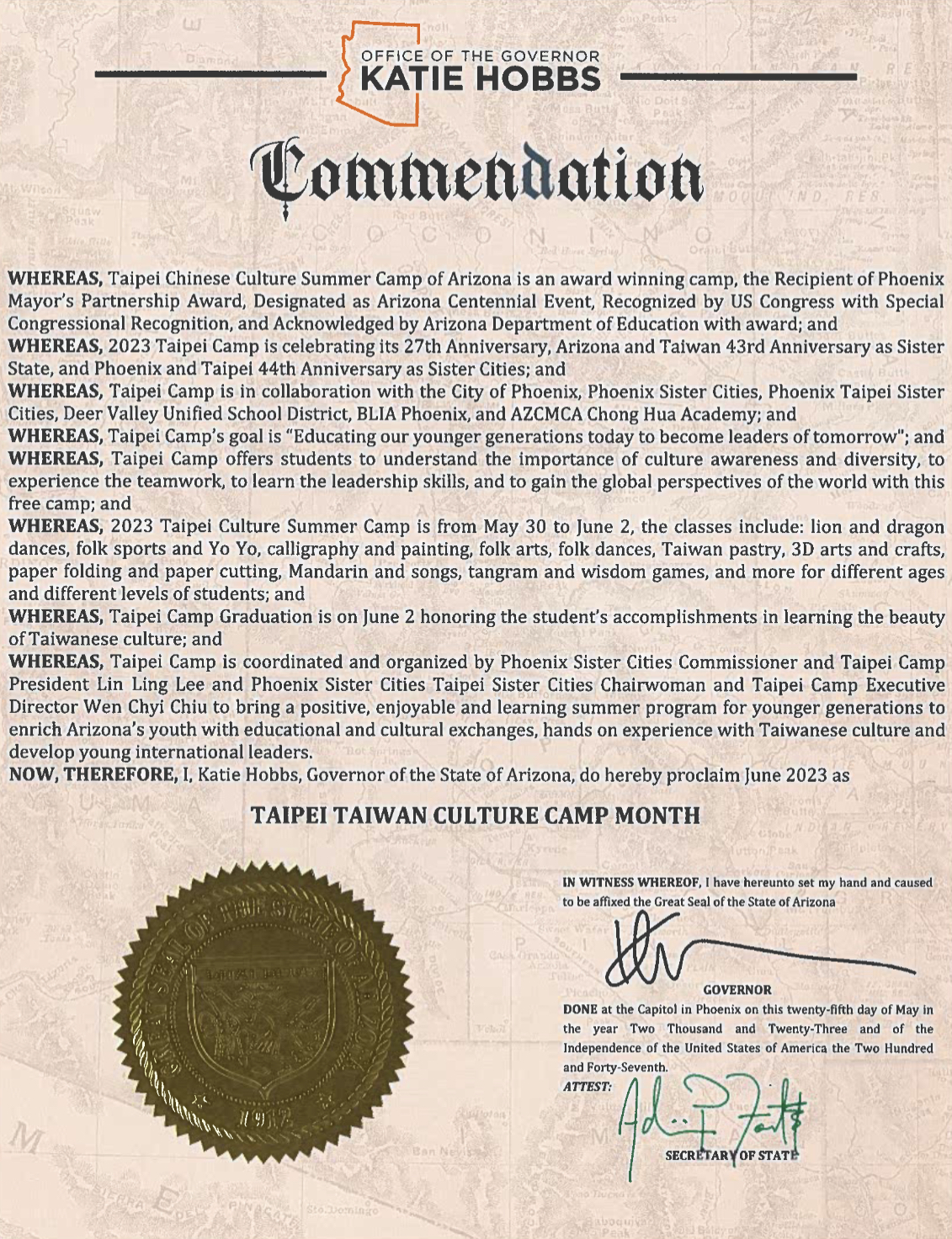 亞利桑那州長Governor Katie Hobbs頒發宣狀宣佈六月為臺北臺灣中華文化夏令營月
