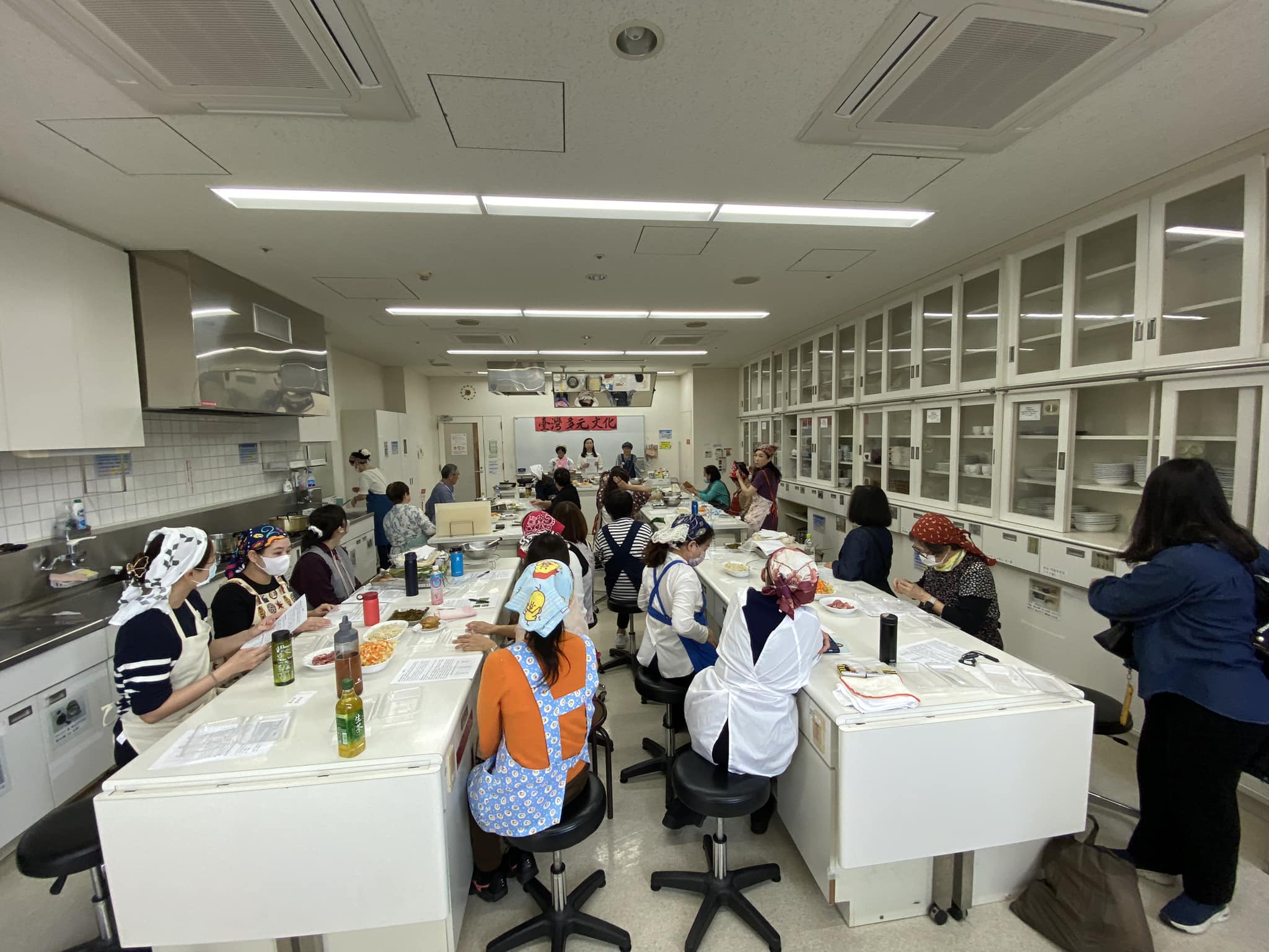 首先由僑務秘書說明此次活動主旨