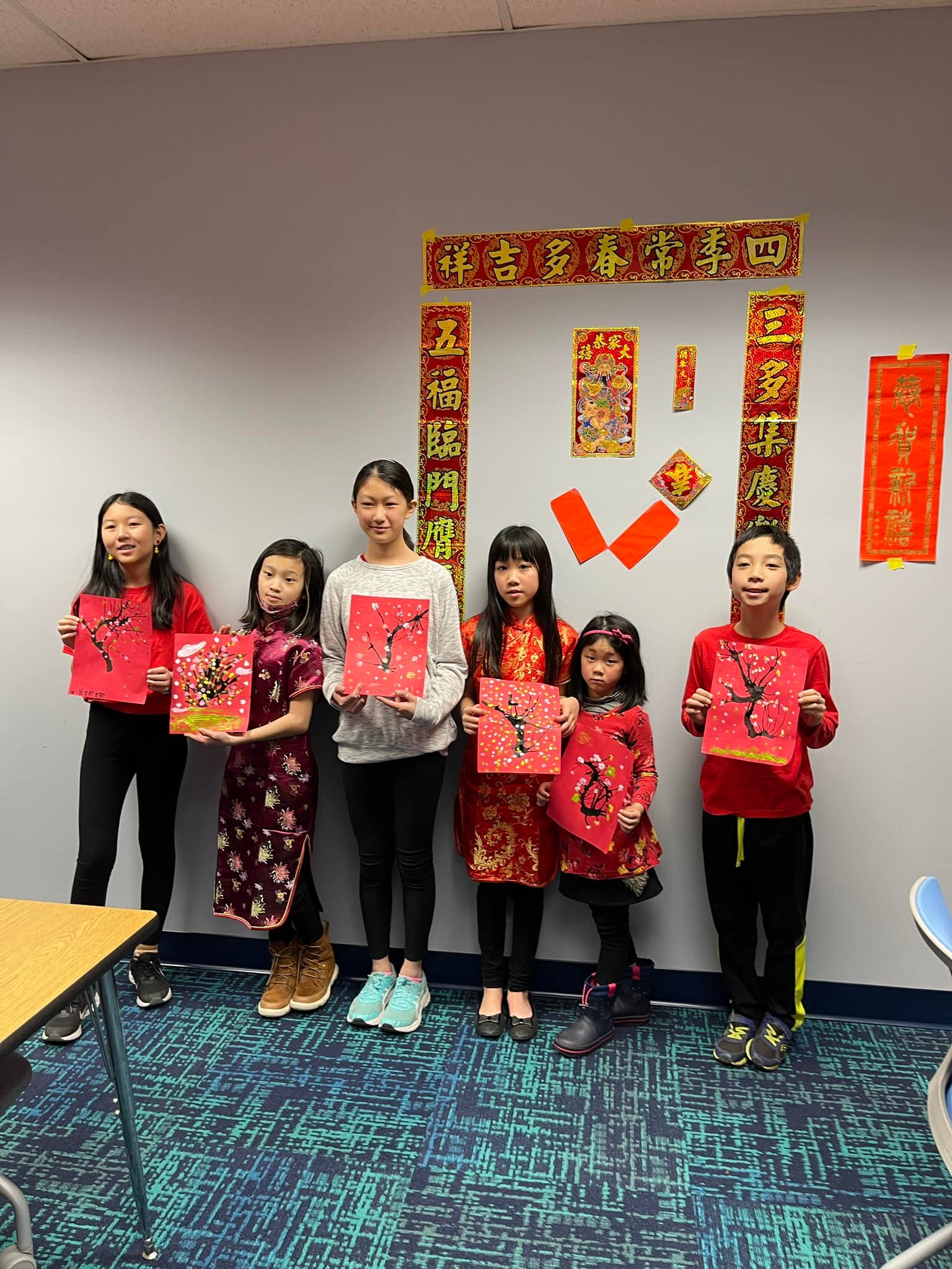 吹墨梅花好玩又好看，大小朋友都喜歡。