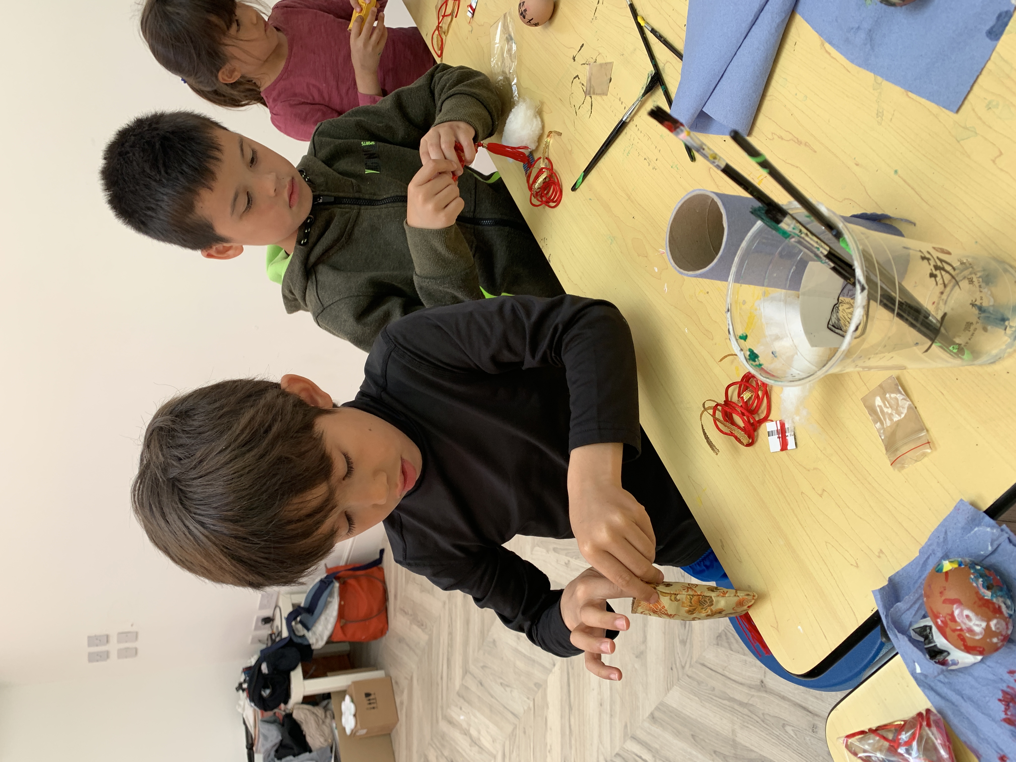 英國泰晤士中文學校-慶端午香包立蛋畫龍船說屈原2