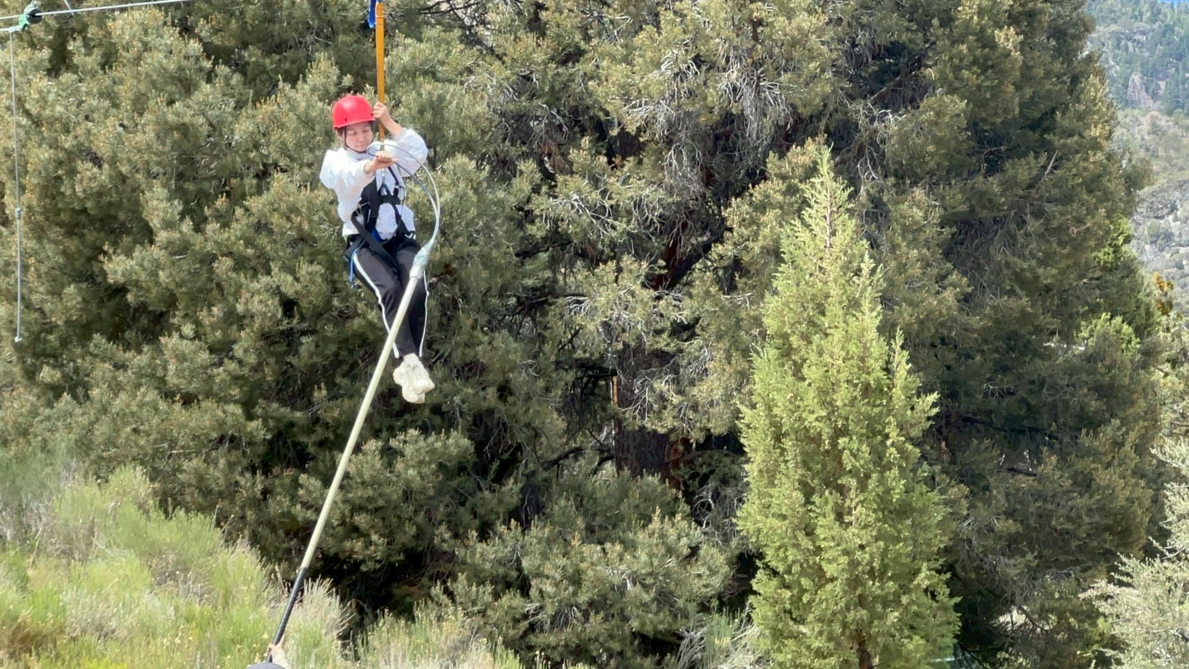 以精彩刺激的Zip Line 接近大自然
