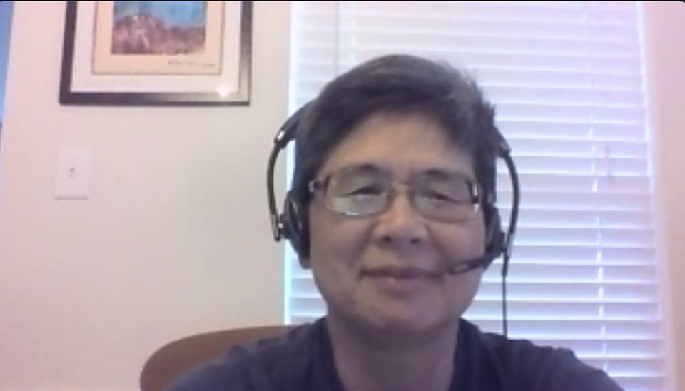 服務海外教學10年的績優教師王曙蒨老師