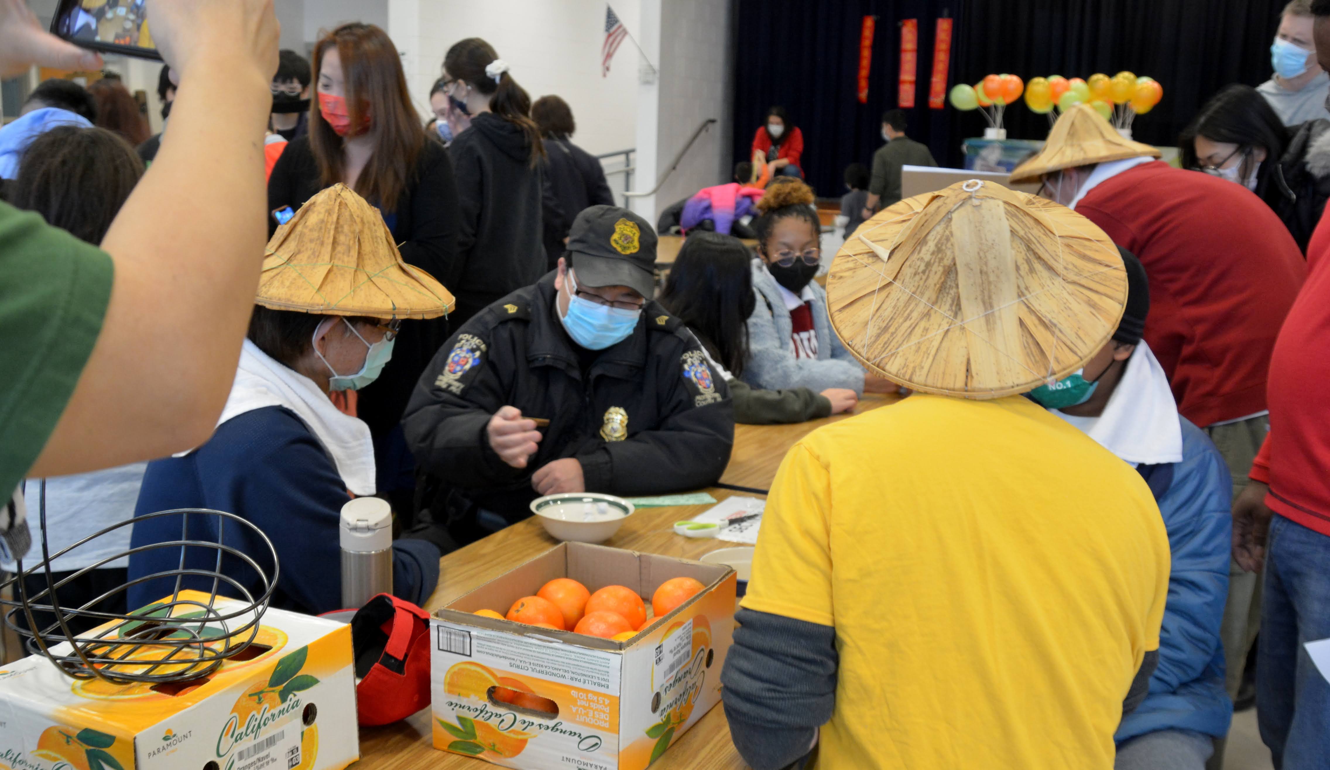 馬里蘭州蒙郡 Montgomery County 警察體驗「西巴樂香腸 」