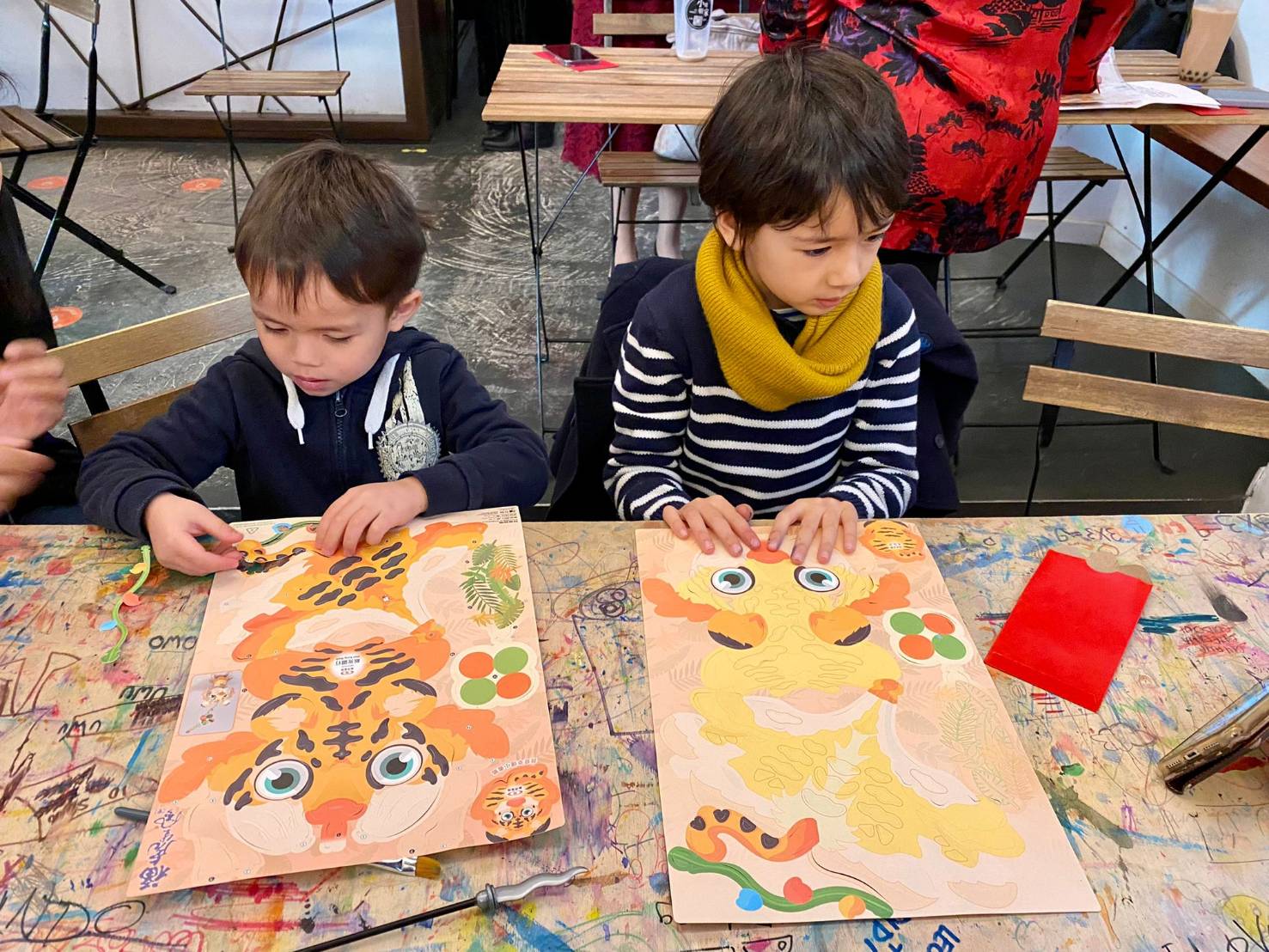 小朋友手做虎年提燈