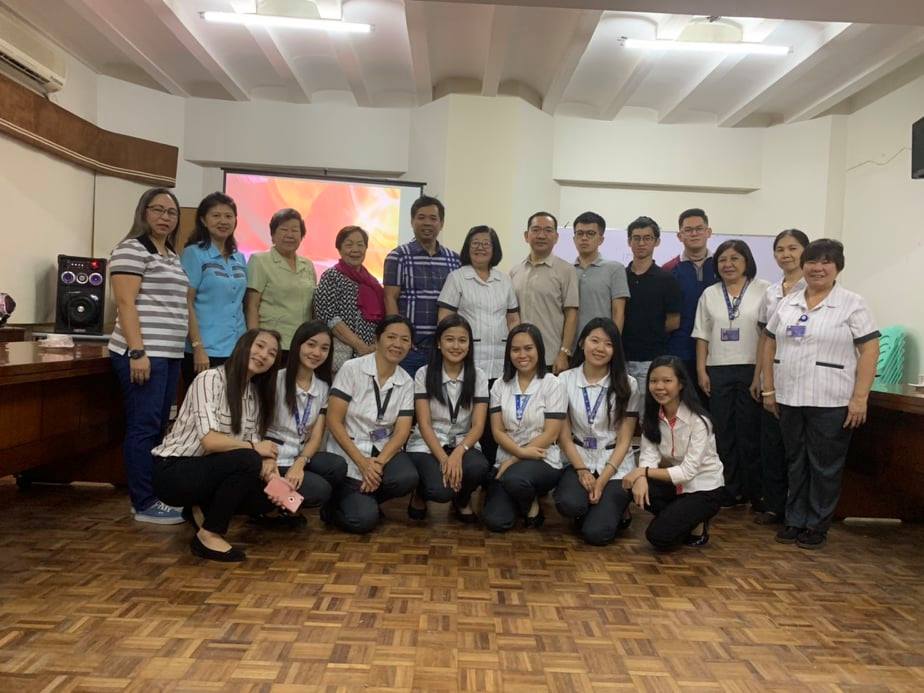 講座與全體出席教師合影