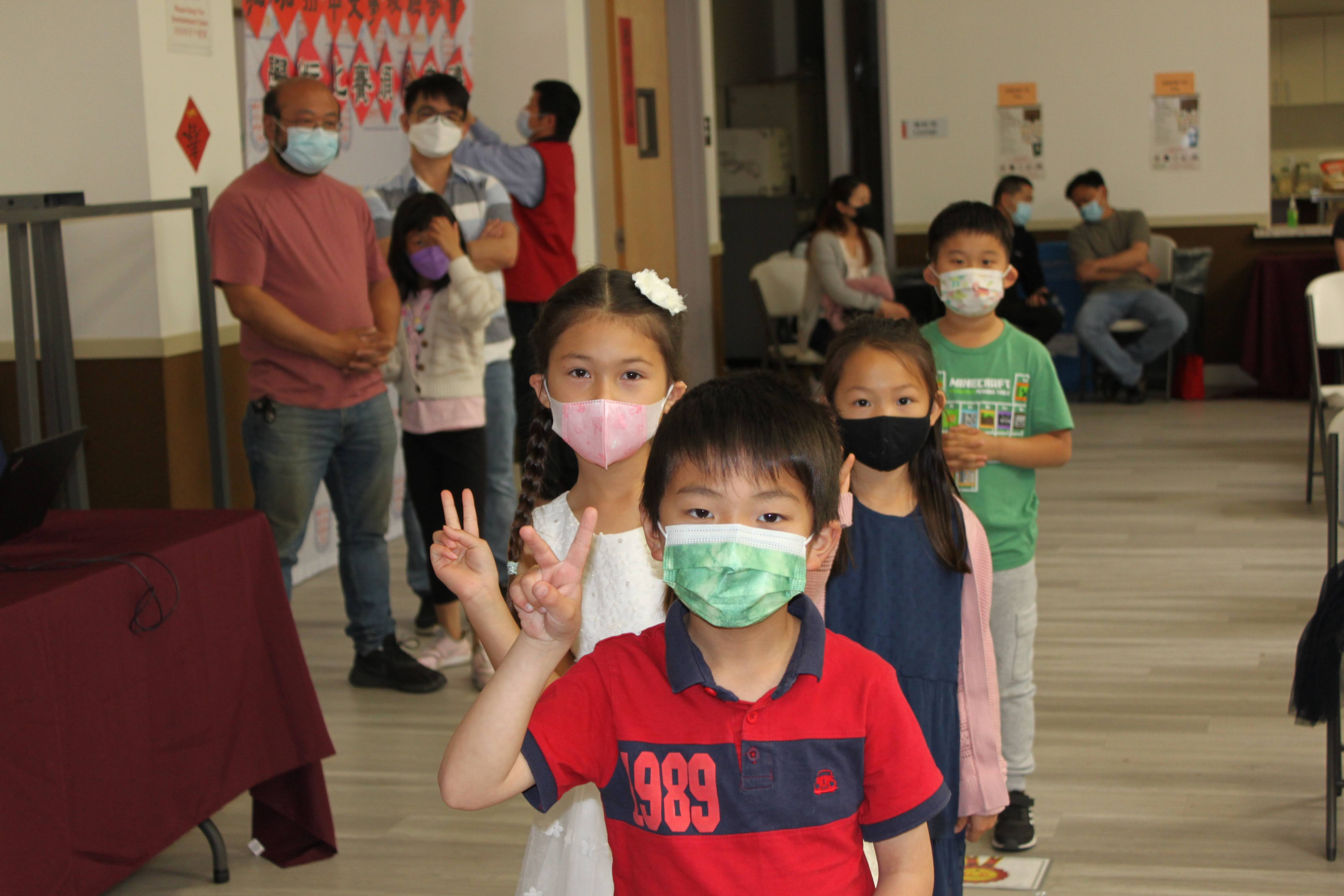 得獎小朋友開心準備領獎