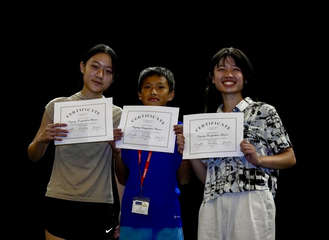 WMACS華語歌唱大賽優勝得主 （左起：王貝貝，楊子立，丁希平）