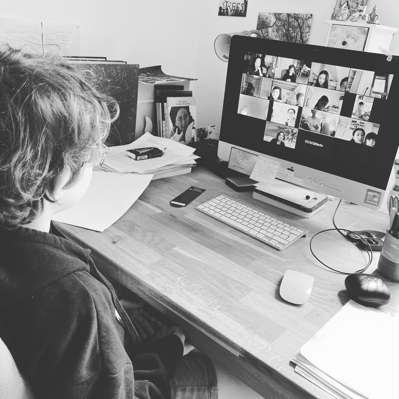 師生在線上交誼