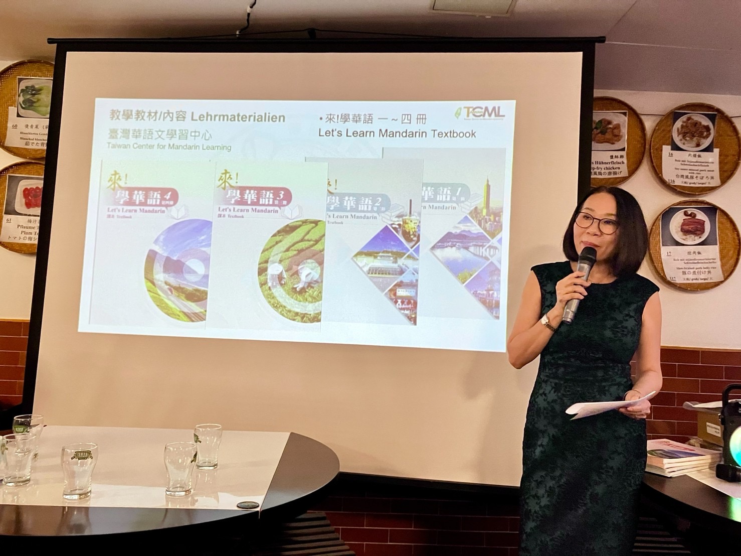 TCML教師吳淑殷老師說明教材架構與教學方法