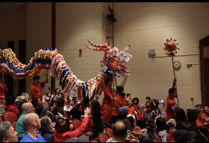 新澤西博根中文學校慶龍年迎新春3