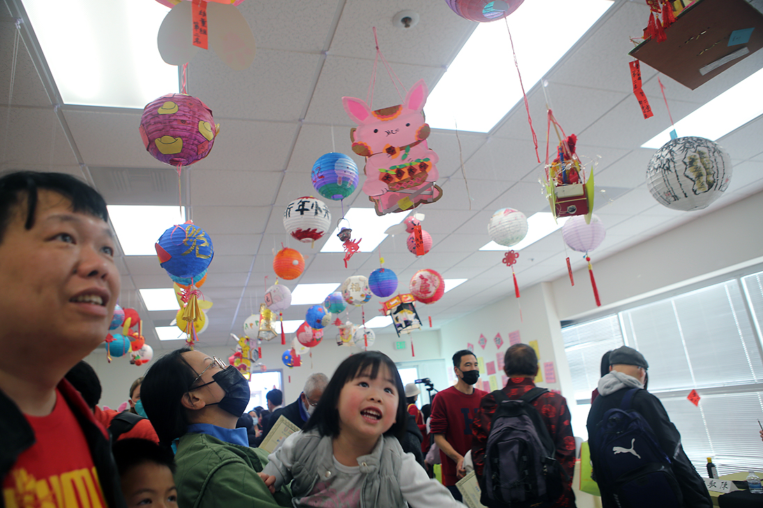 兔年燈籠比賽作品在南灣華僑文教中心展示