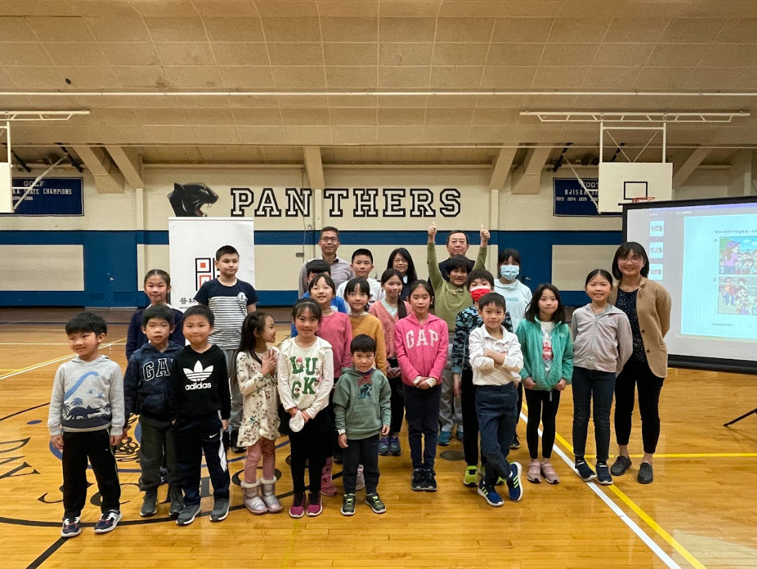 參賽者與評審全體合照