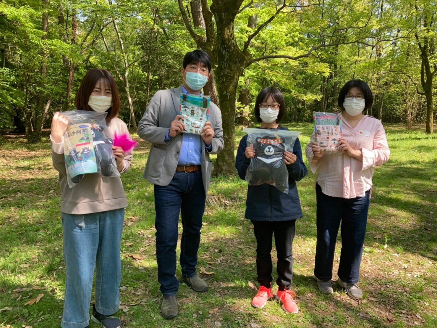 扯鈴及踼鍵子的冠軍及亞軍