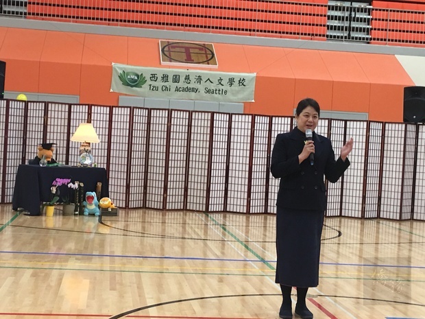 青青校樹驪歌揚 西雅圖慈濟中文學校歡送畢業生3