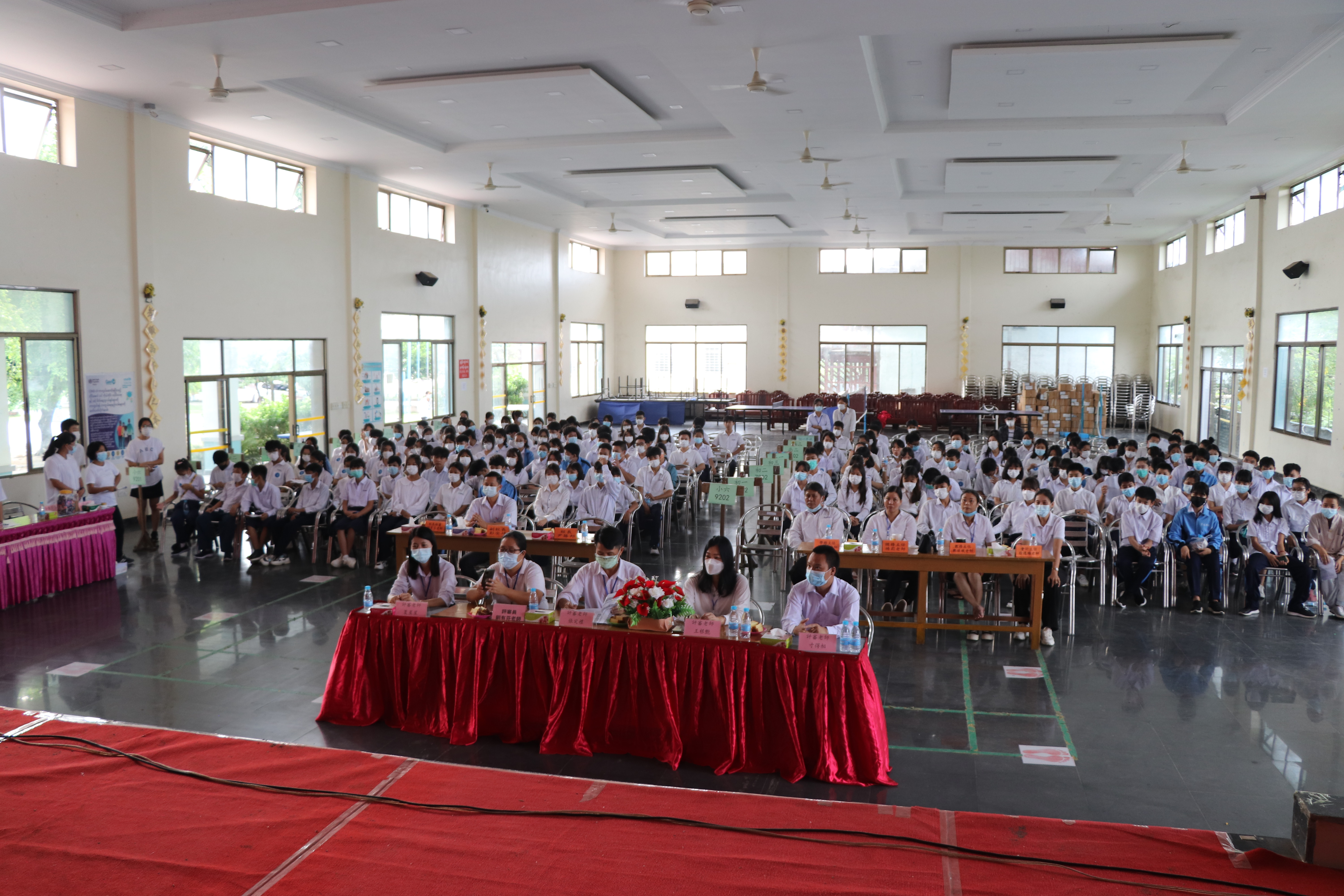 評審老師和全體參賽、觀賽同學