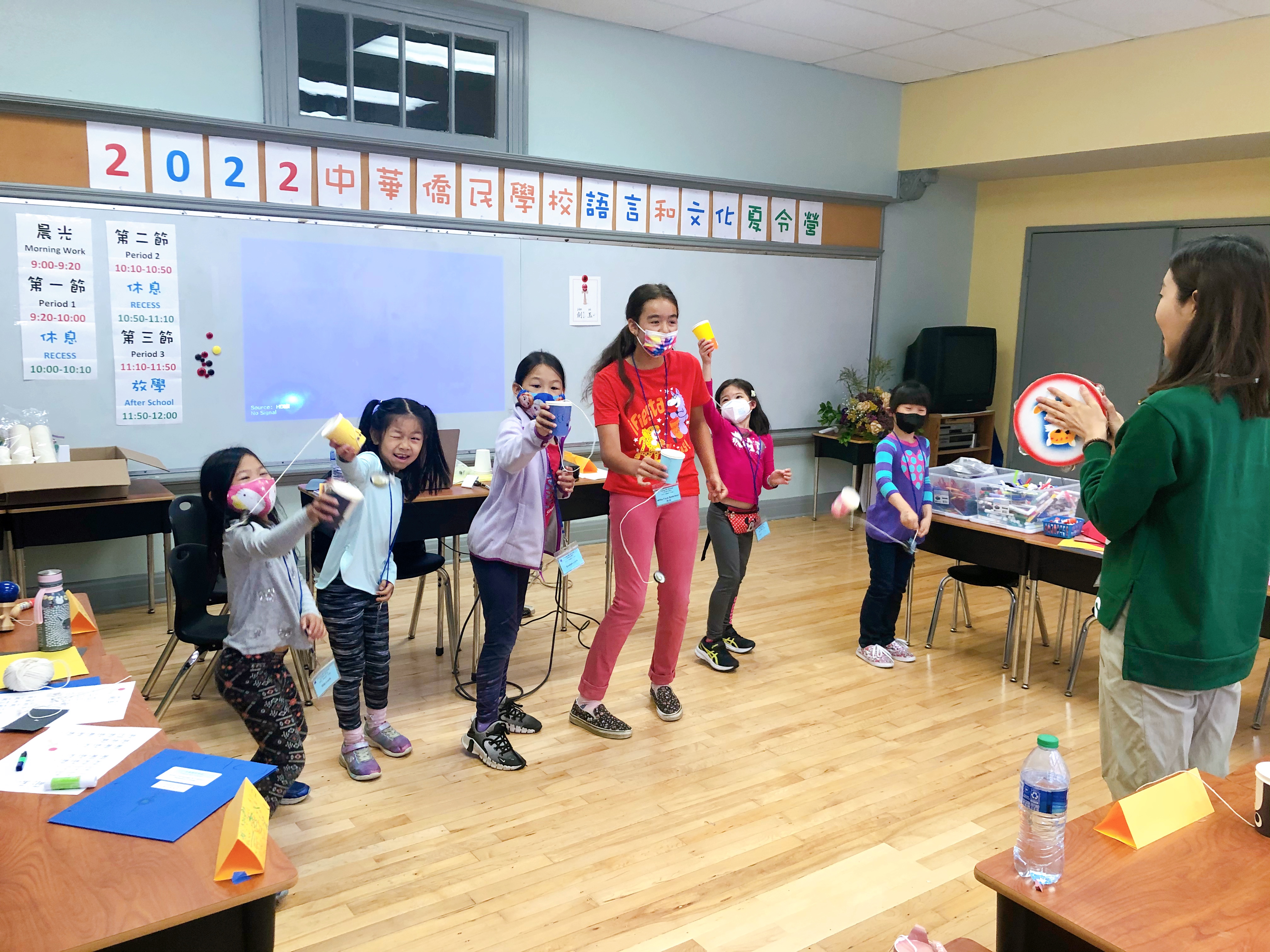 中華僑民夏令營上課情形