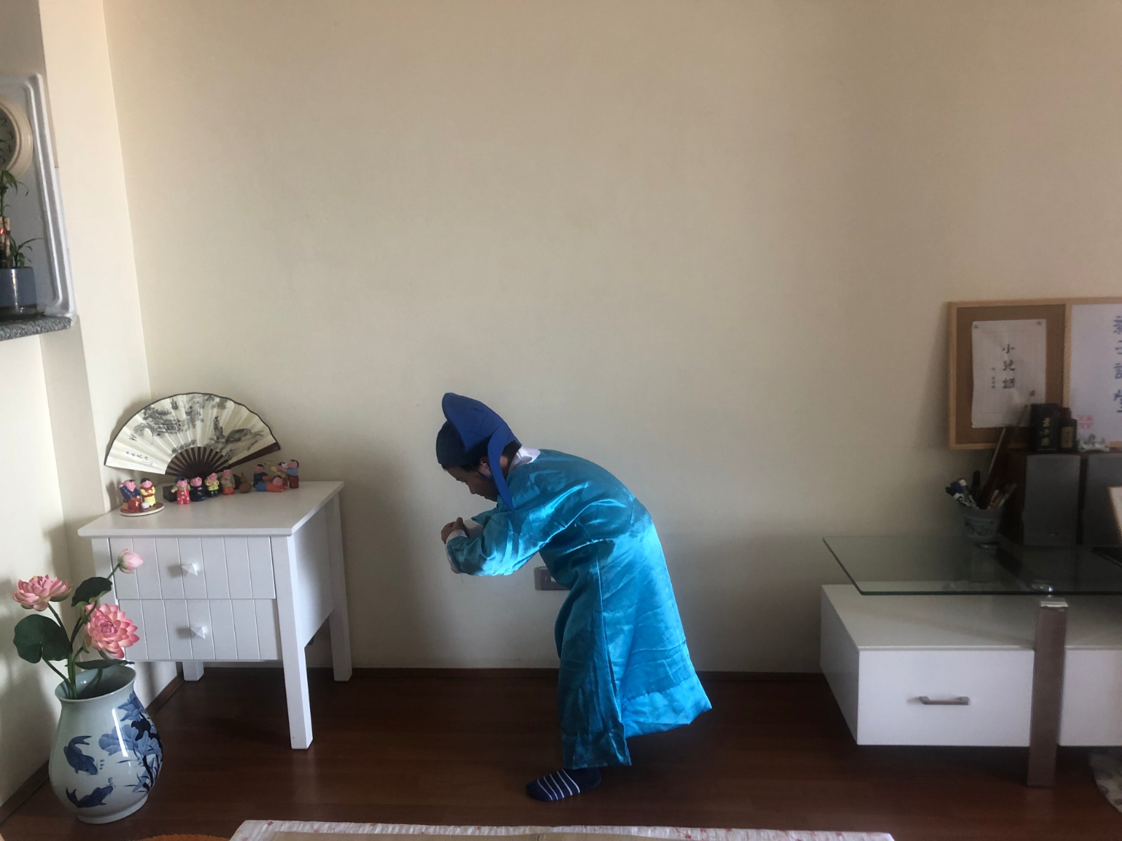 演繹甲骨文“人”