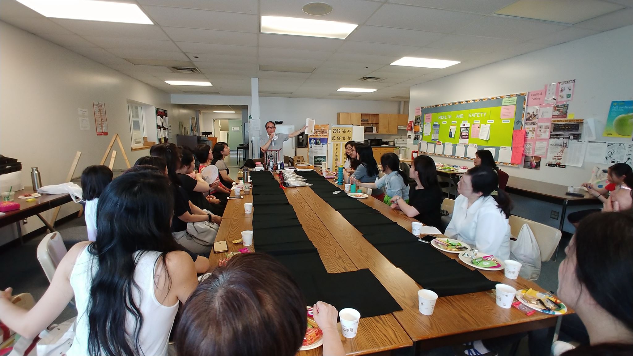 賴校長說明書法水墨畫研習目的與意義