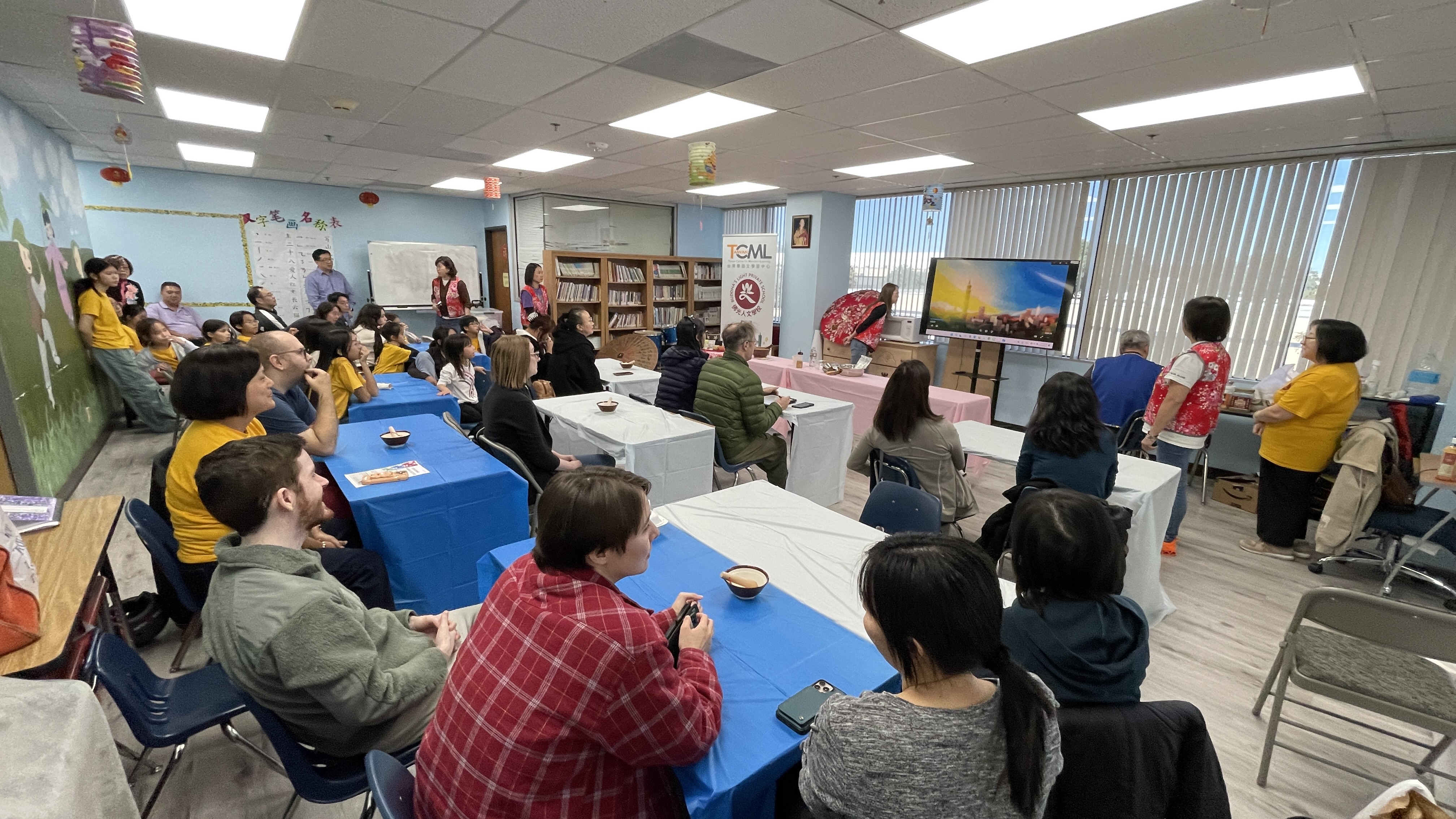 觀賞客家文化影片