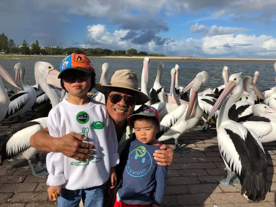 教導學童愛動物、愛環保、愛地球身體力行