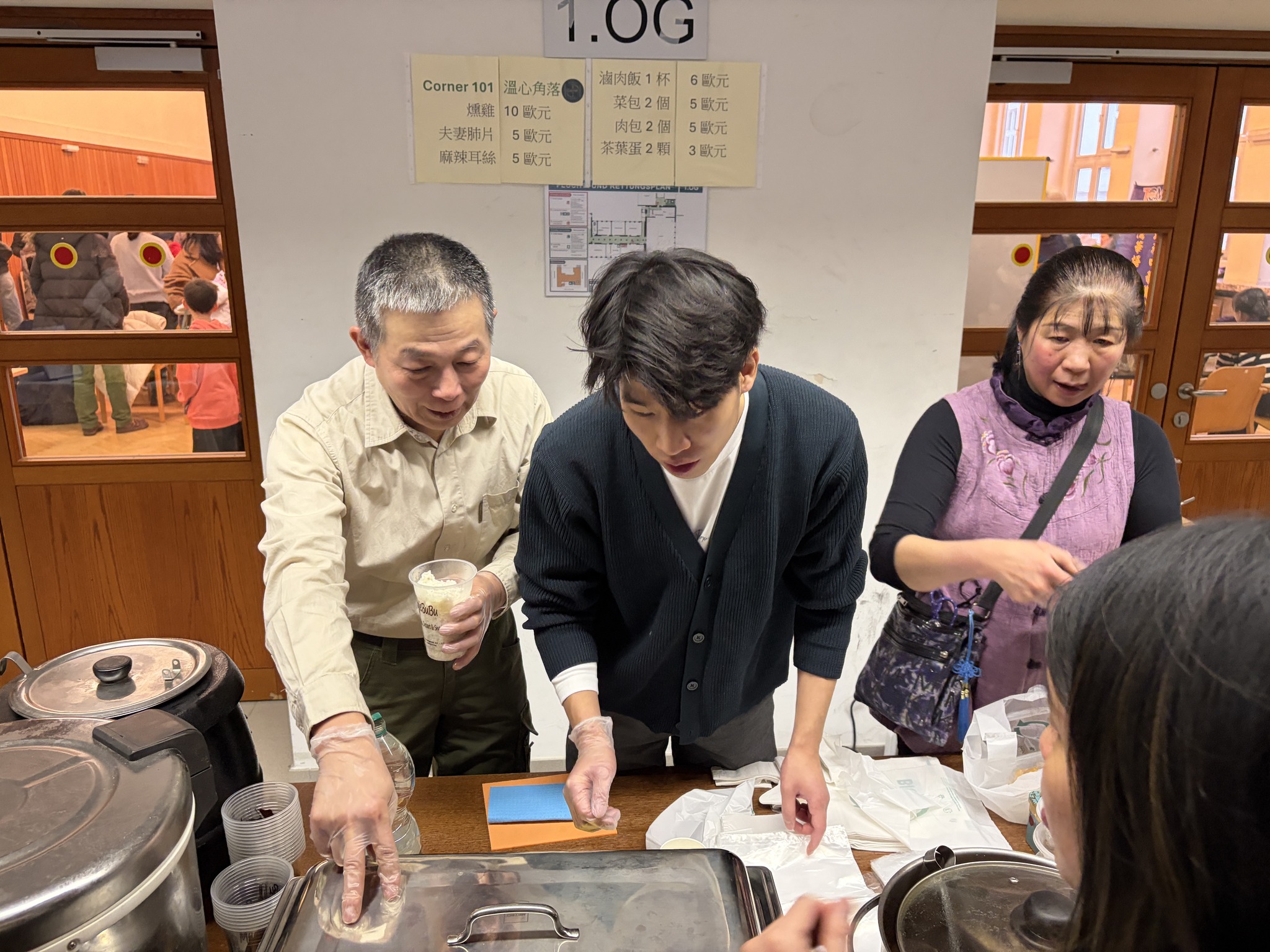 台灣小吃攤位為亮點