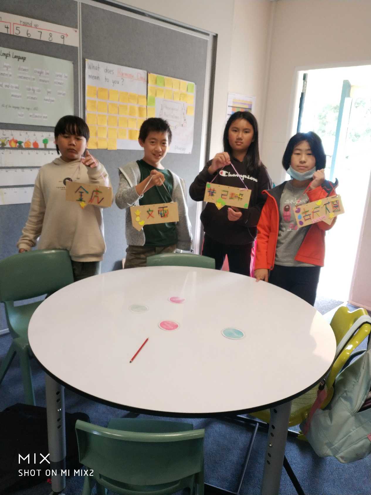 西雪梨中文學校2022學生做名字1