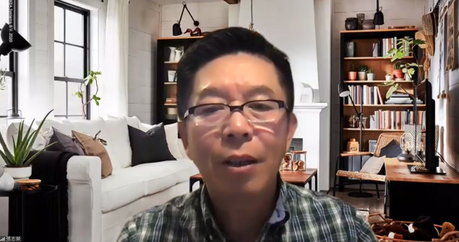 張校長傳授如何運用Google sites的工具建立個人網站