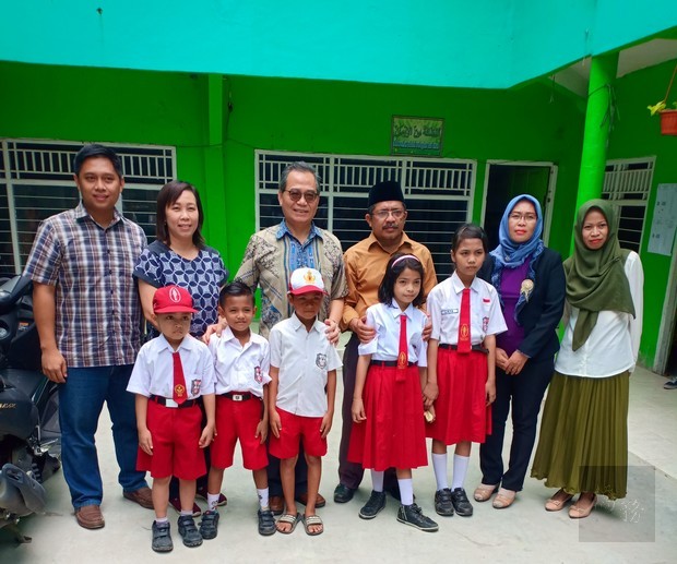 雅加達臺灣學校傳愛印校促交流2