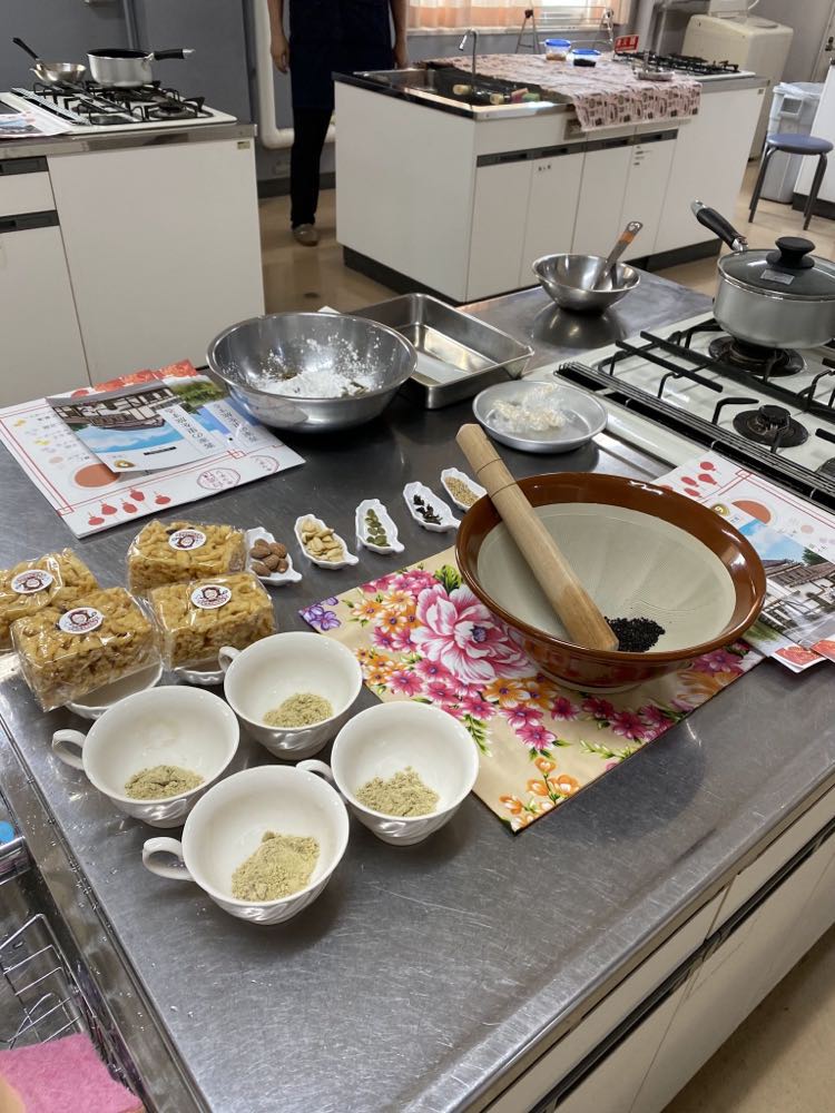 活動當天的客家擂茶道具