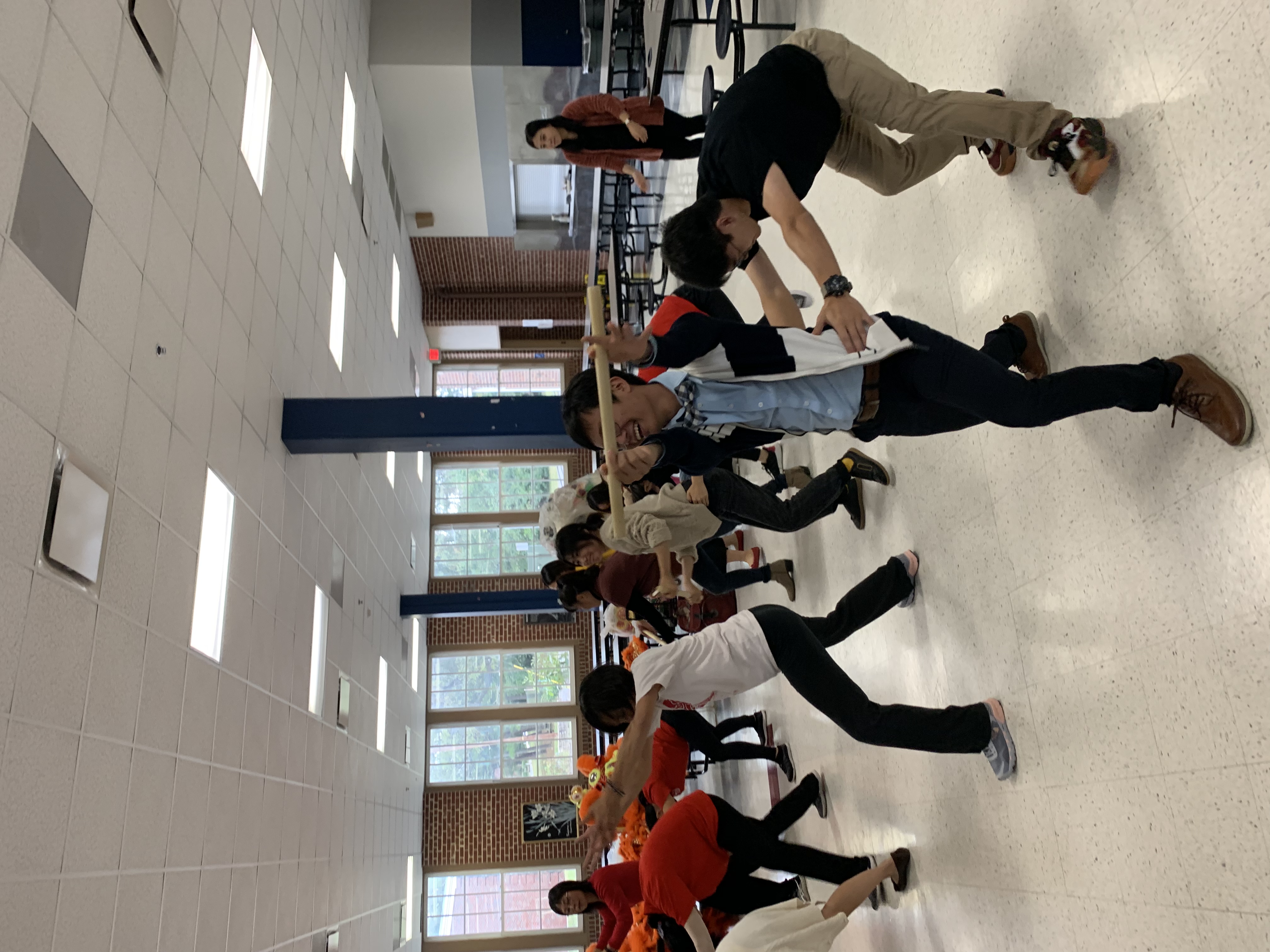 獅尾如何和獅頭同步運作