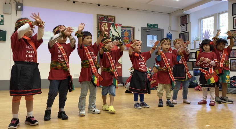 GroupA (age3-4)學習臺灣原住民舞蹈-高山青