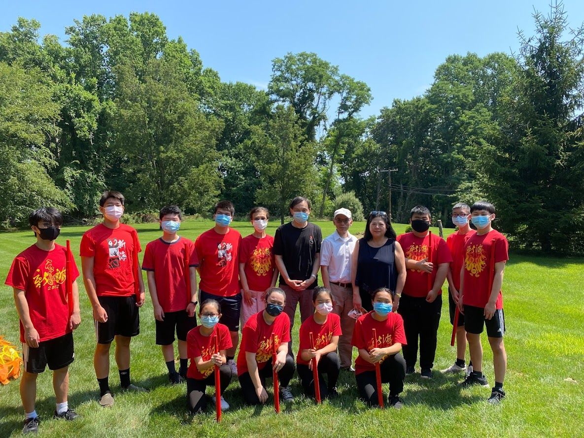 中華民國僑務委員戴松昌先生也親臨現場觀看。