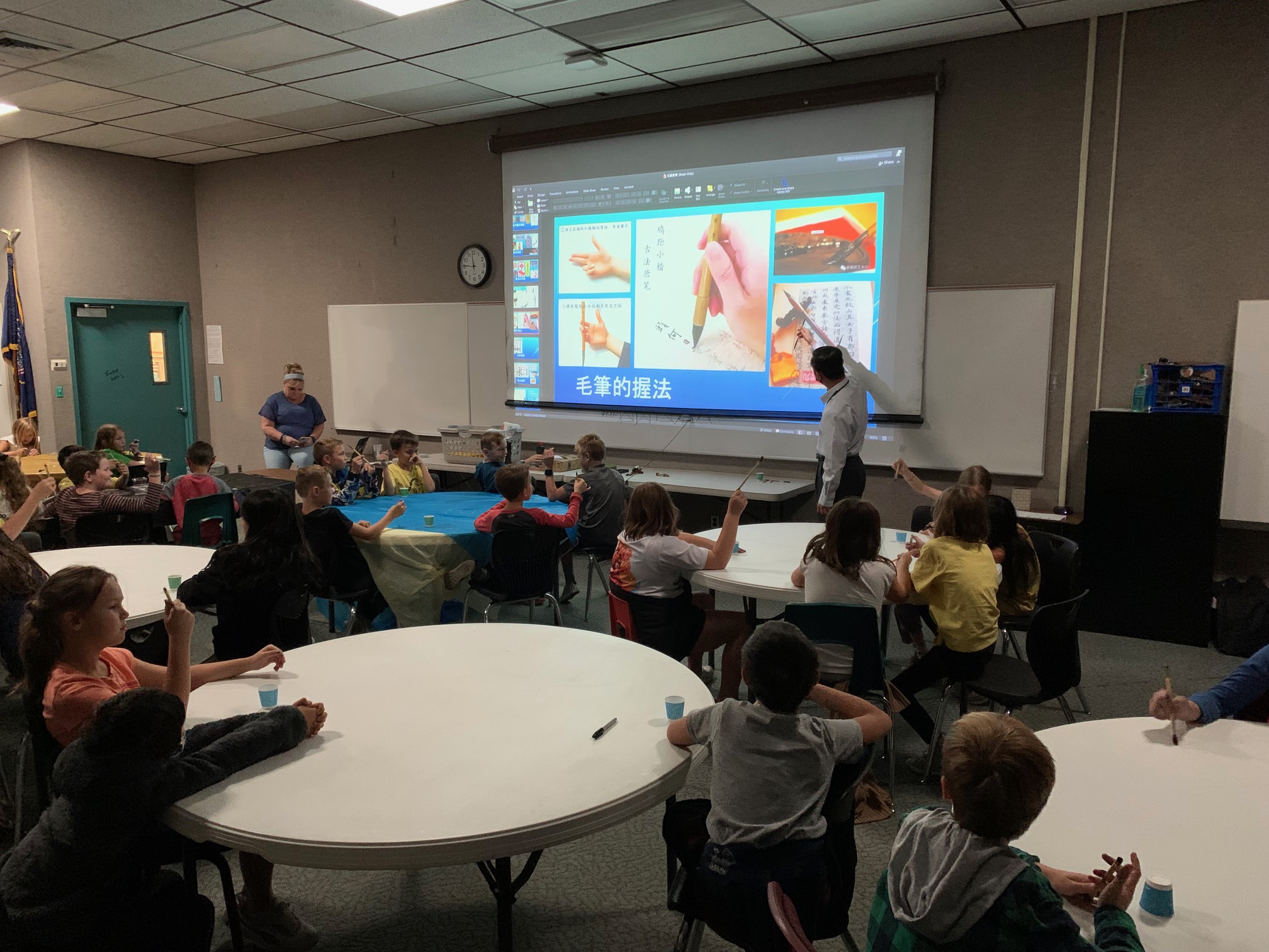 傳統書法握筆手法與書寫技巧